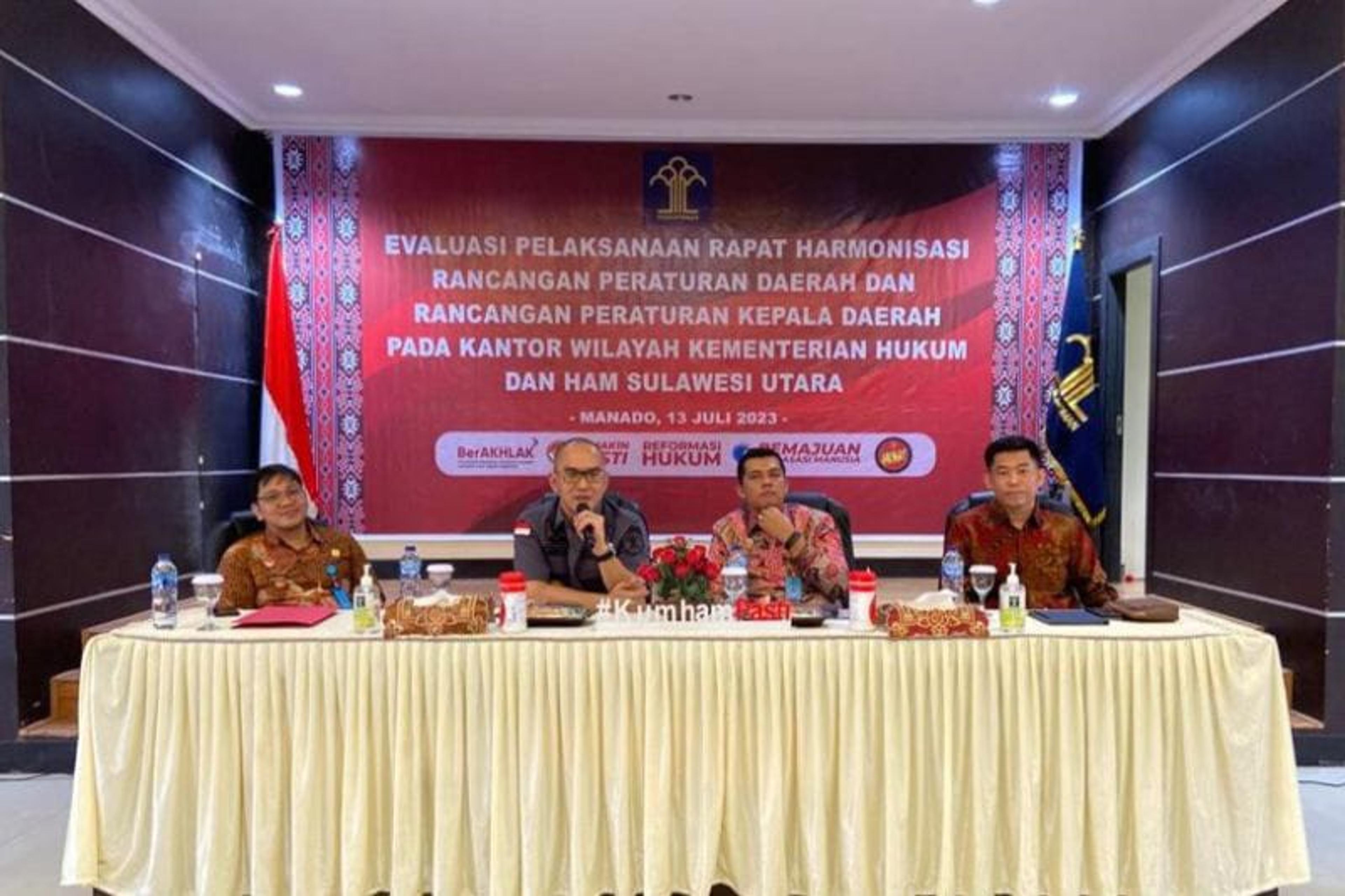 Kemenkumham Sulawesi Utara Gelar Evaluasi Pelaksanaan Rapat Harmonisasi Ranperda