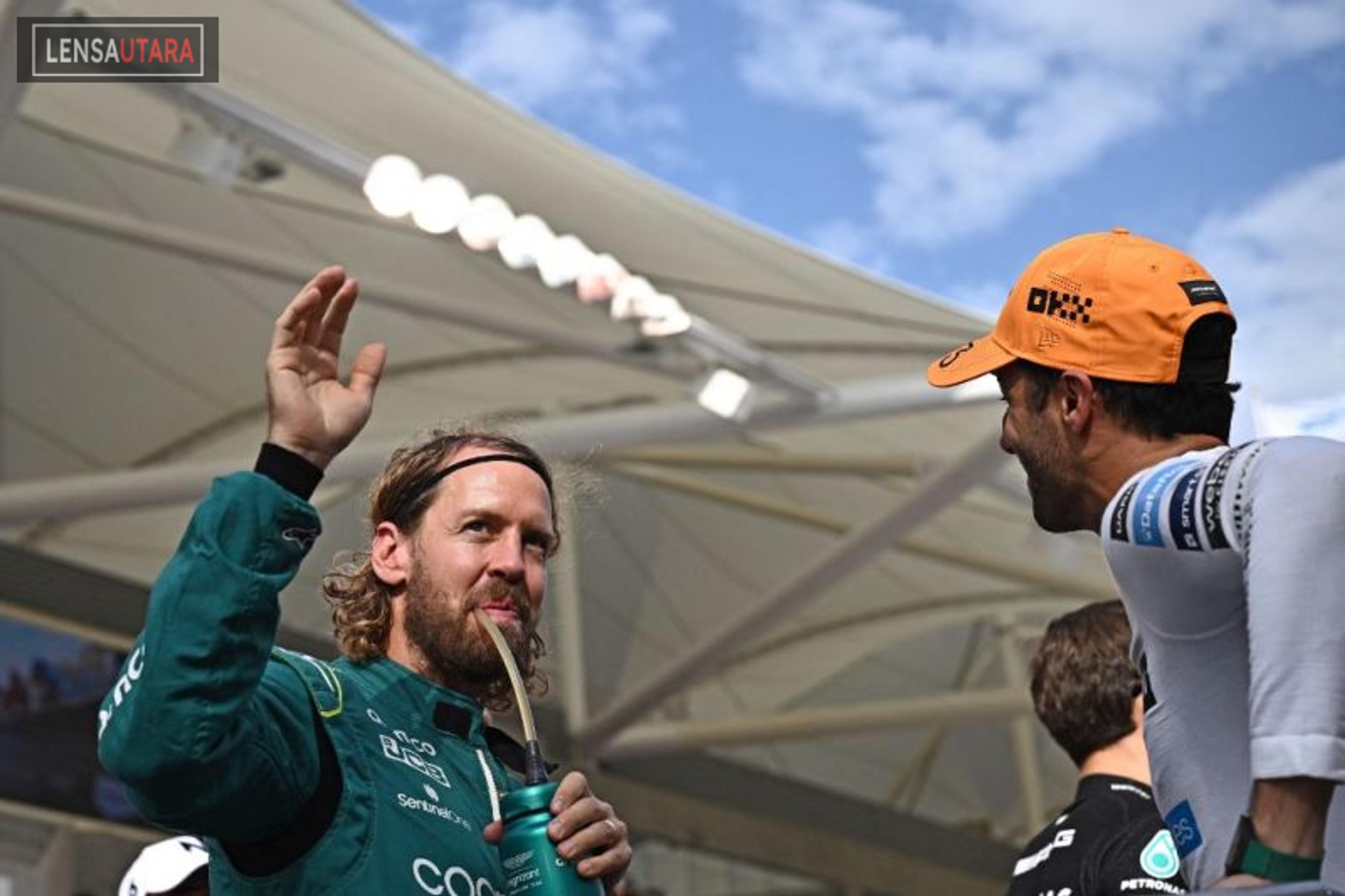Sebastian Vettel dari Tim Aston Martin Pamitan dari Formula 1