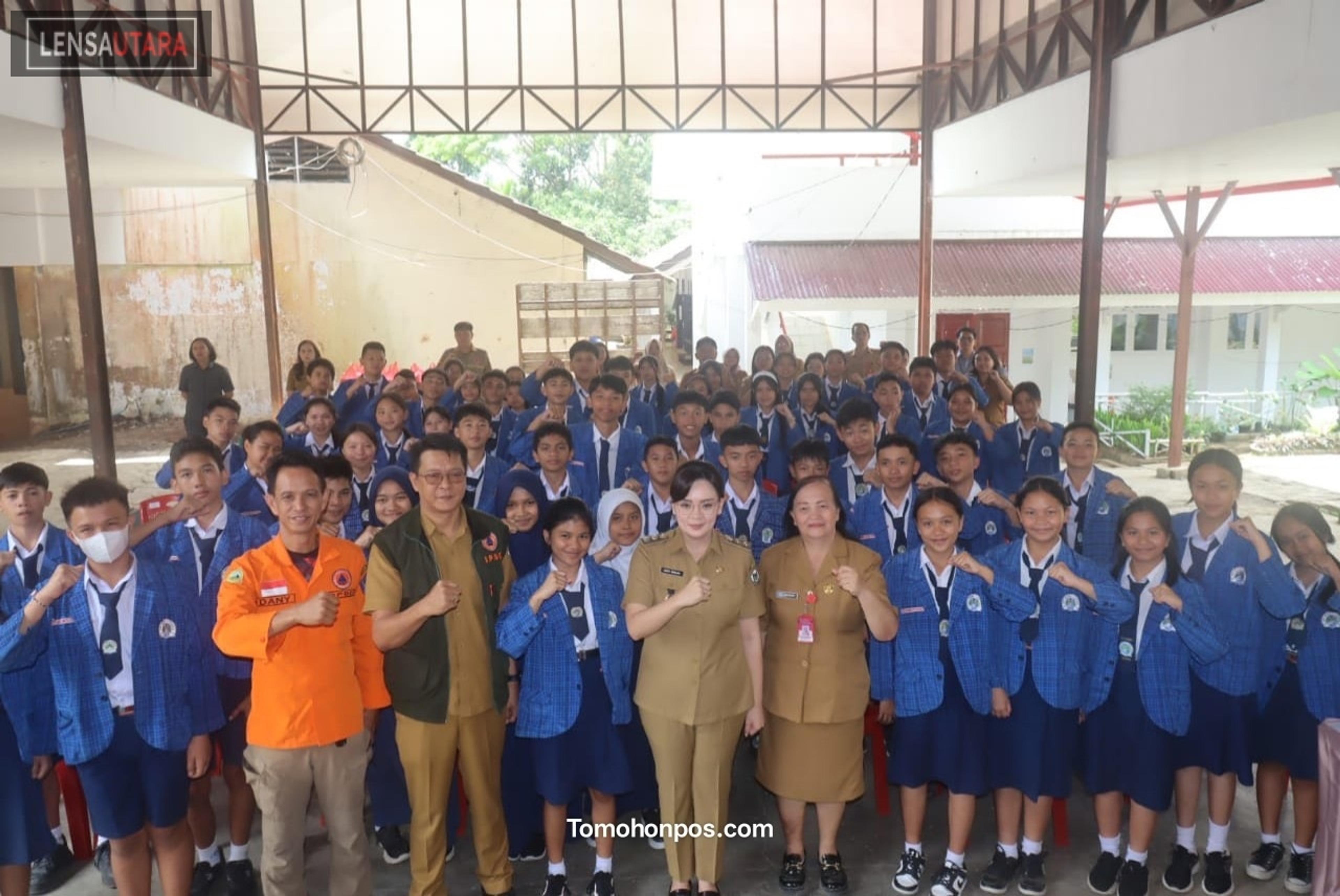 BPBD Kota Tomohon Gelar Sosialisasi dan Simulasi Hadapi Bencana Bagi Pelajar, Sendy: Jadilah Generasi Siap, Cerdas, dan Selamat
