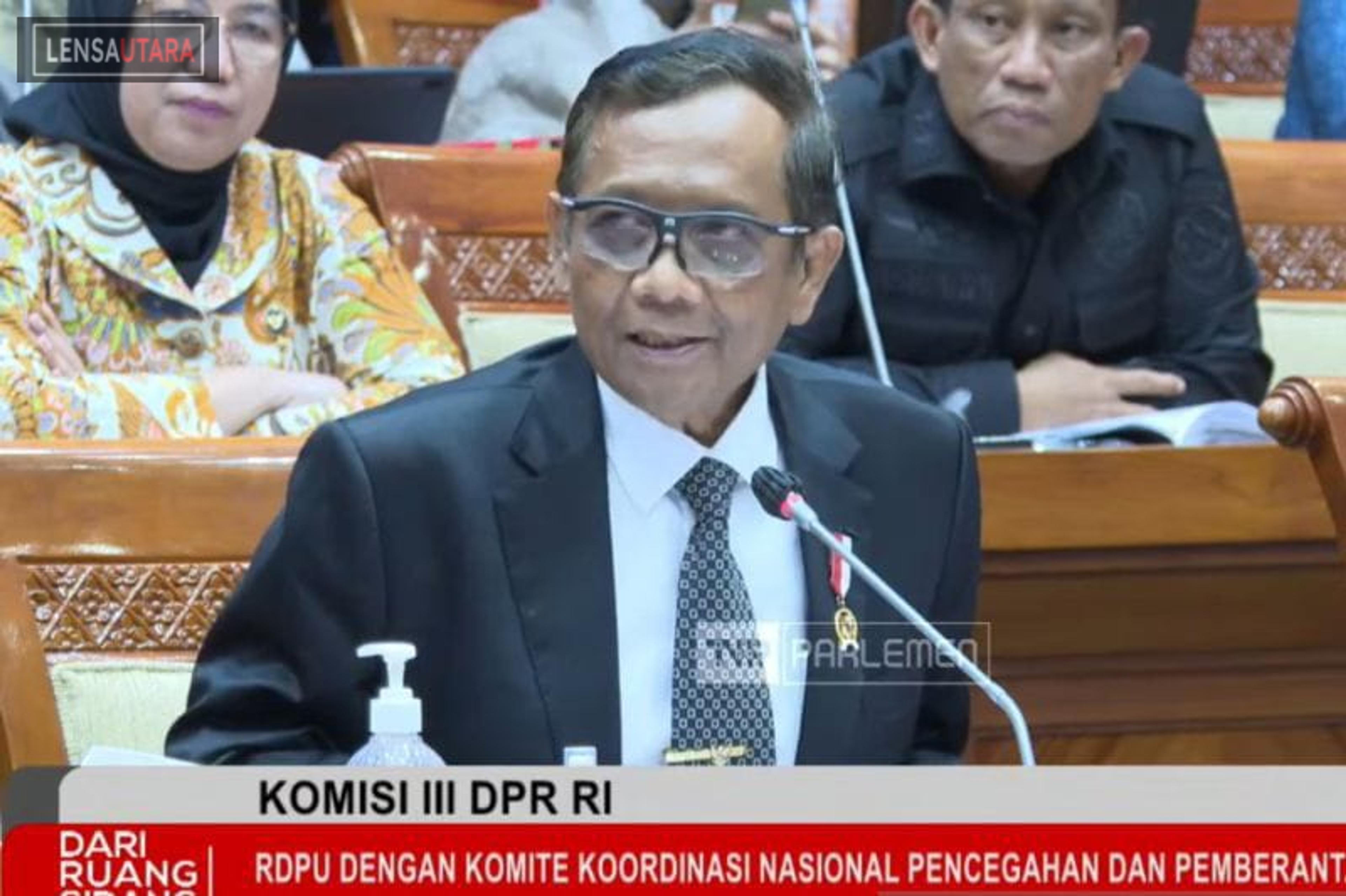 Mahfud MD Bongkar Kejanggalan Transaksi Rp349 Triliun Didukung PSI