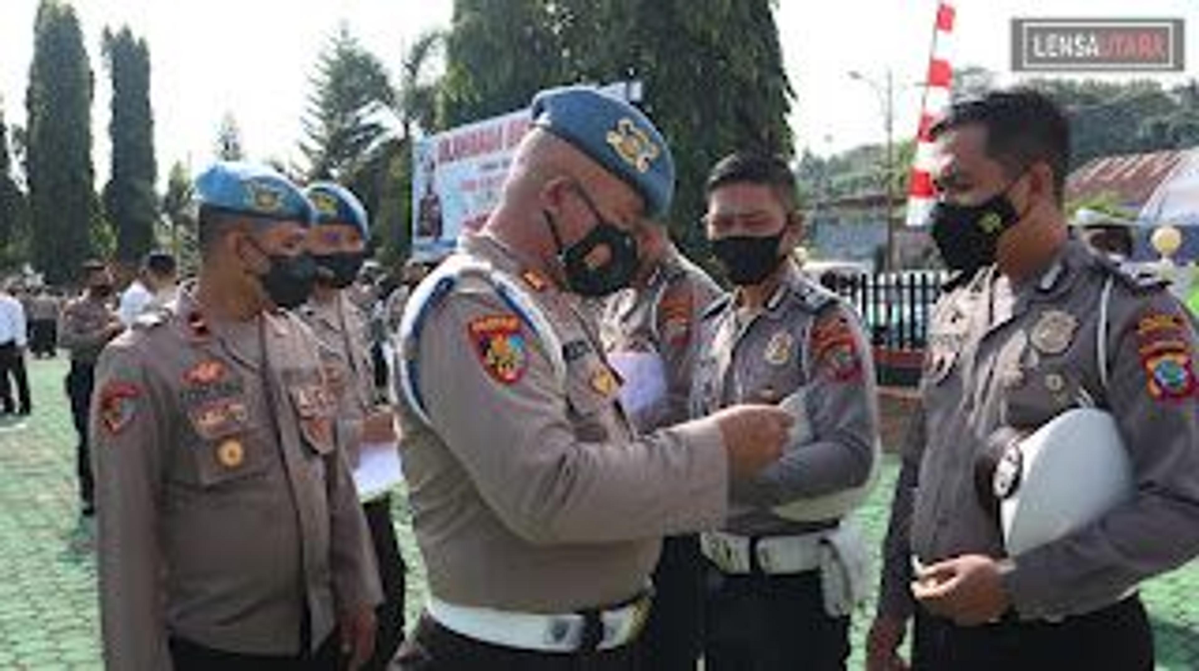 Pekan Disiplin, Direktur Narkoba dan Kabid Dokkes Polda Sulut Pimpin Apel di Polres Minsel