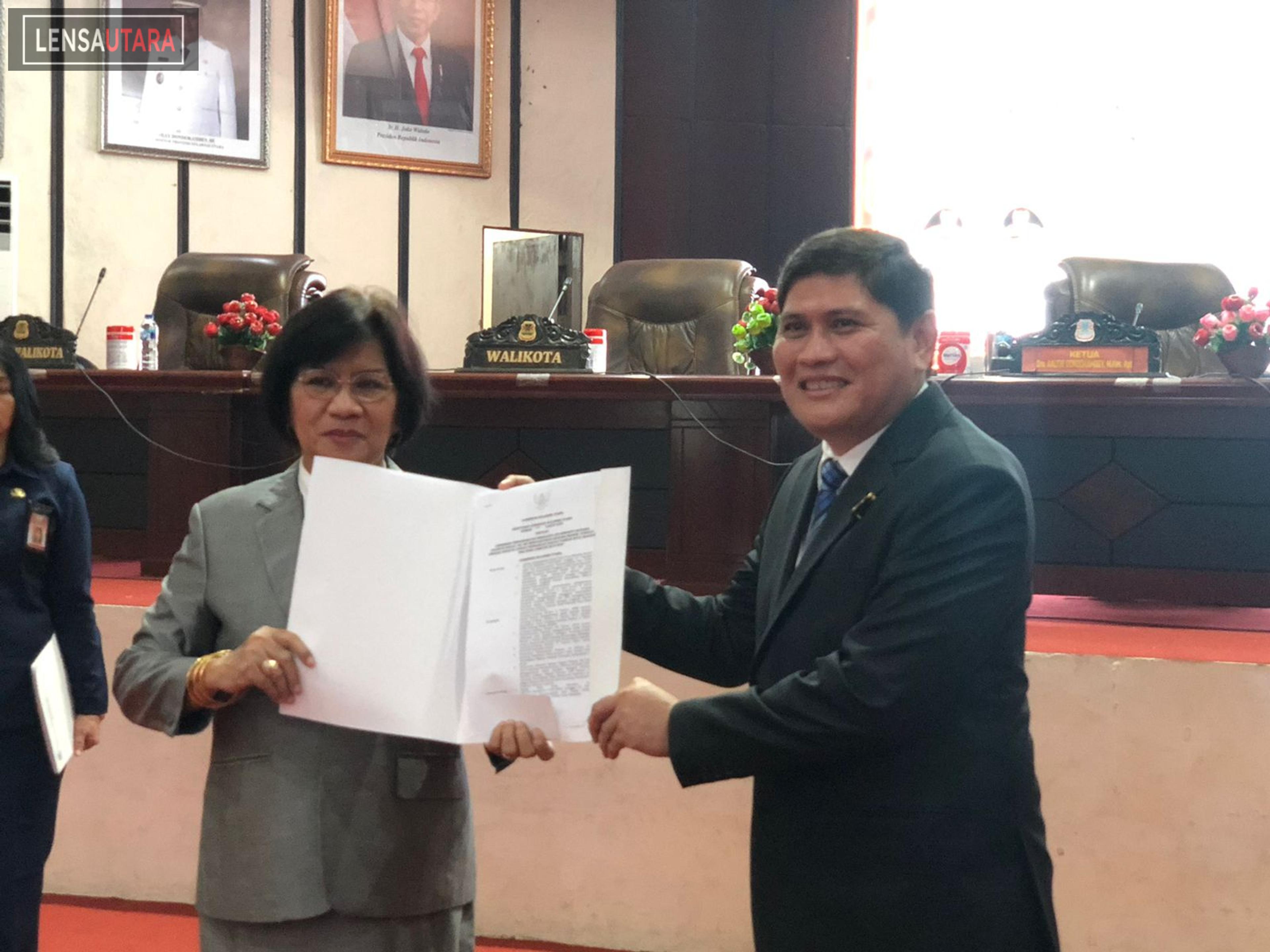 Franklin Sinjal Gantikan Maikel Towoliu di Kursi DPRD Kota Manado
