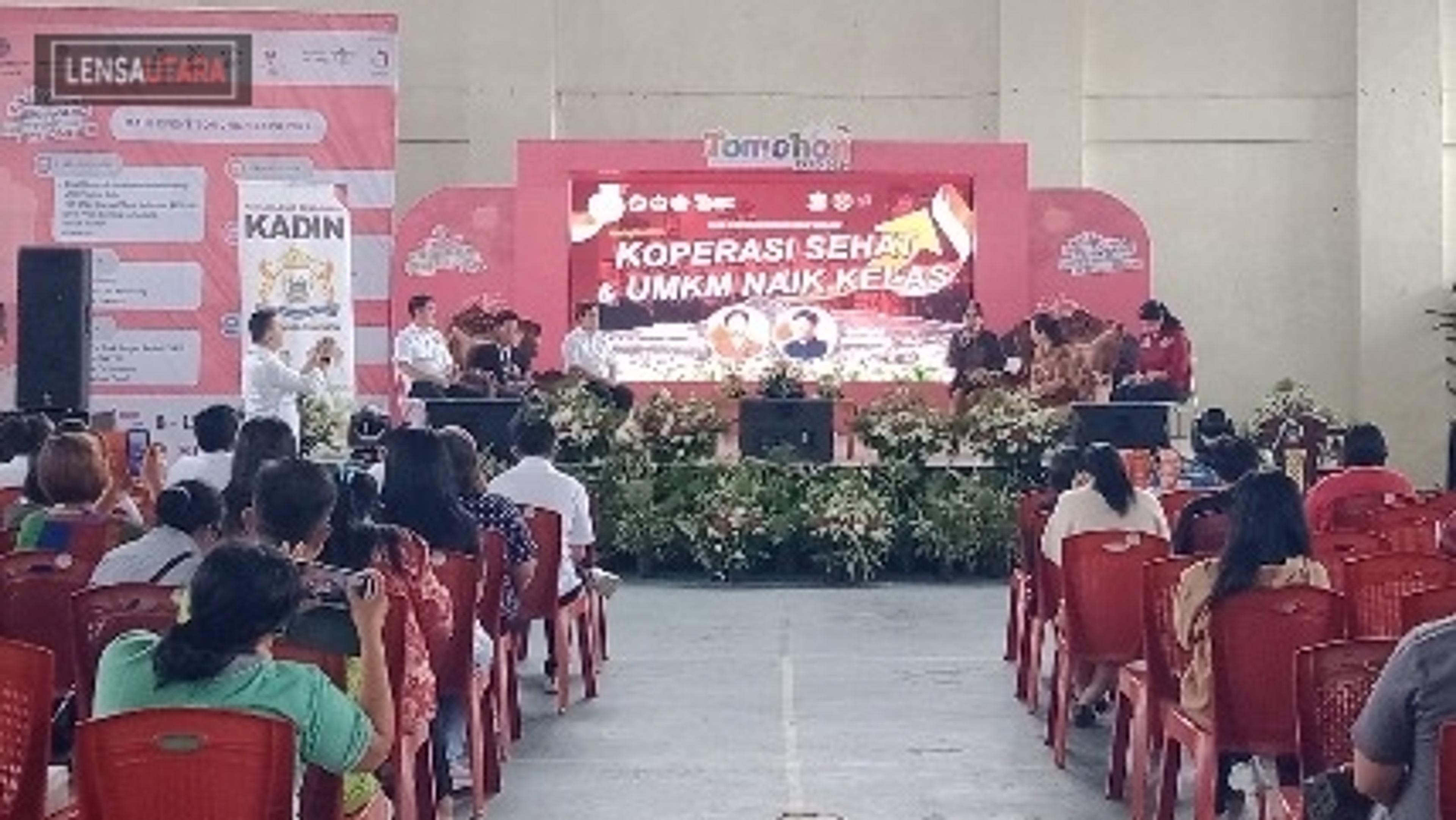 Kadin Tomohon Berbagi Ilmu Bersama Pelaku UMKM