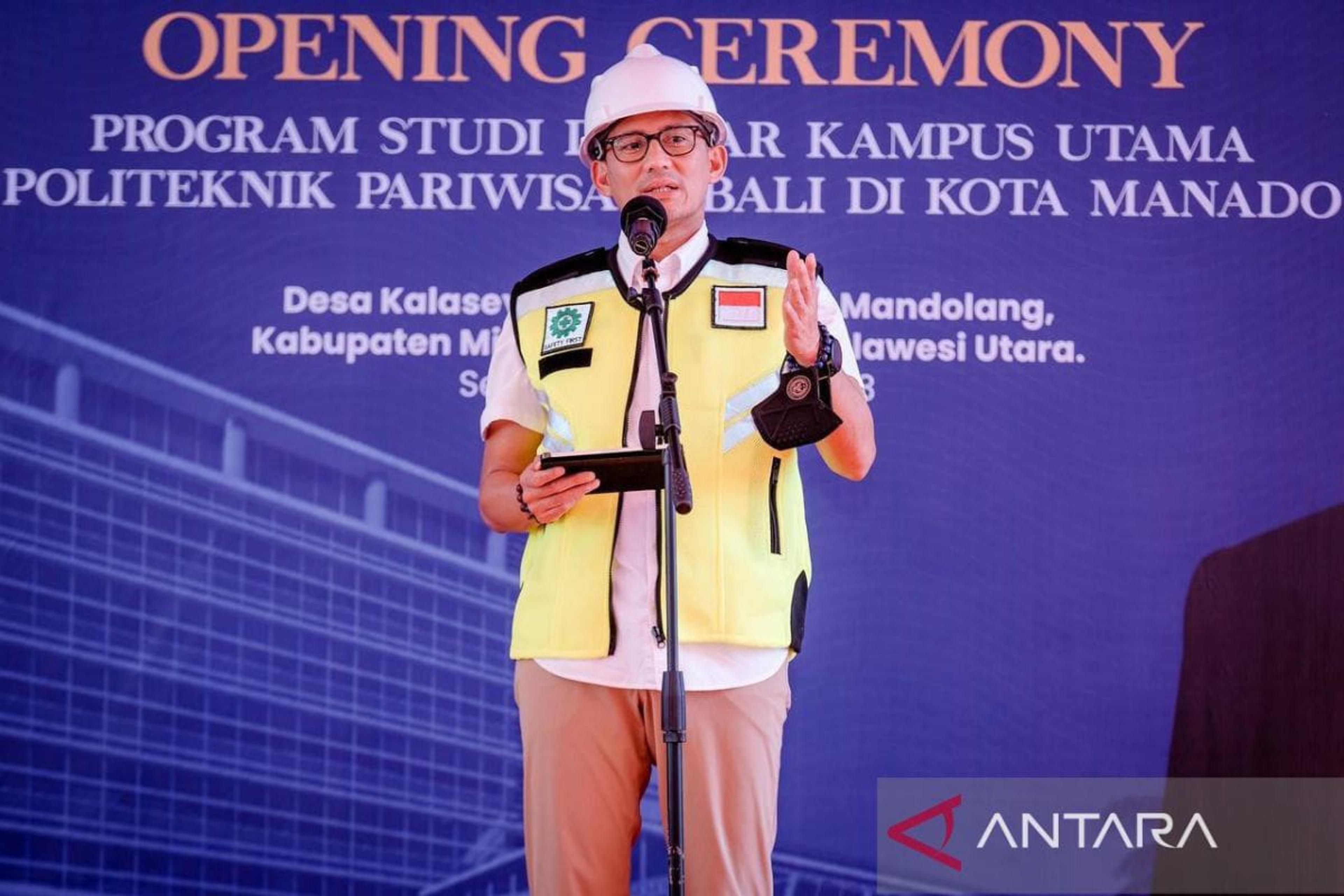 Sandiaga Resmikan Poltekpar Manado, Perkuat SDM Sektor Pariwisata