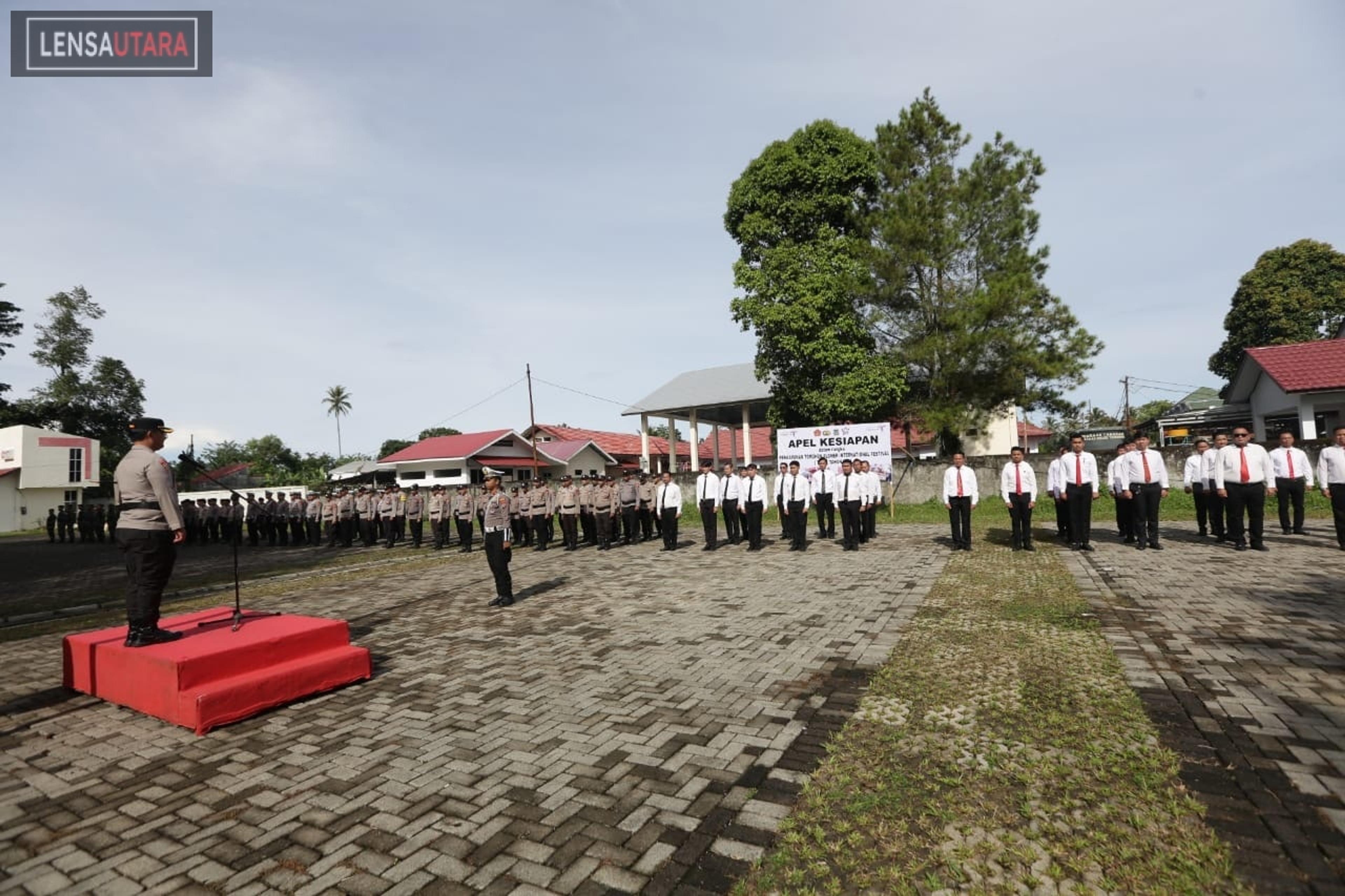 Sekdakot Edwin Roring Hadiri Apel Gelar Pasukan Pengamanan TIFF 2024