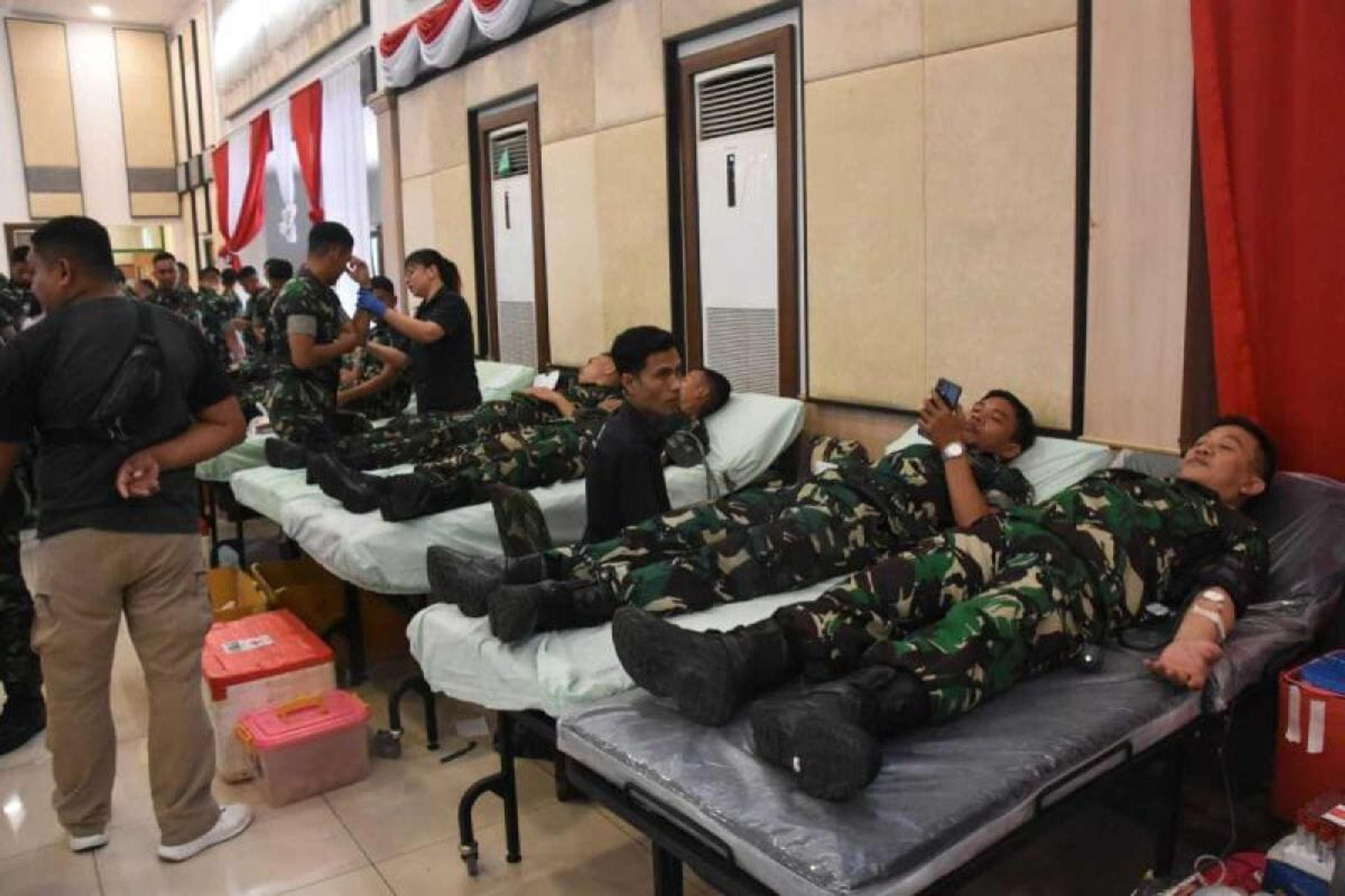 Kodam XIII/Merdeka Laksanakan Donor Darah Peringati Hari Juang TNI AD