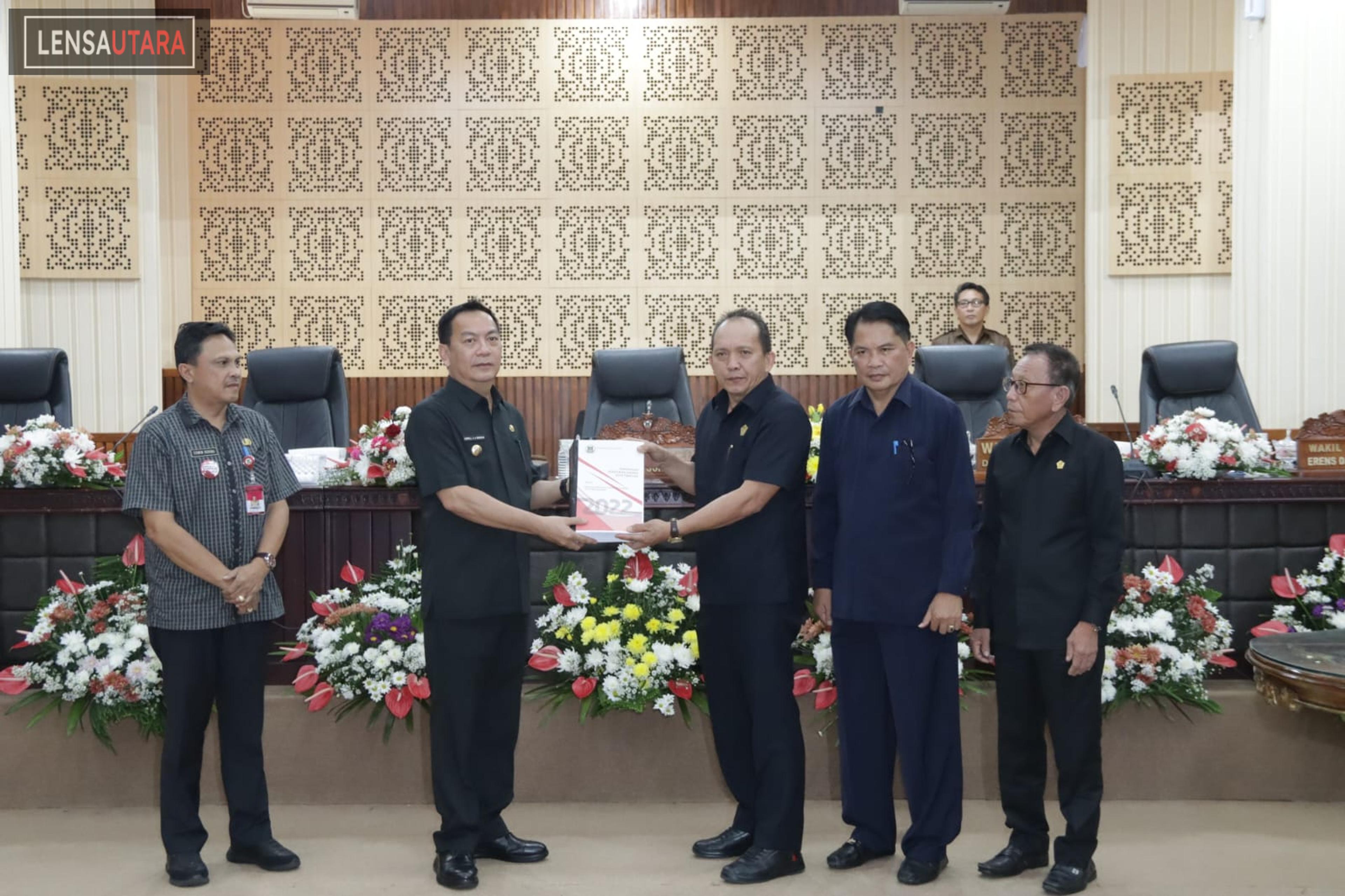 DPRD Kota Tomohon Gelar Rapat Paripurna Penjelasan Ranperda APBD