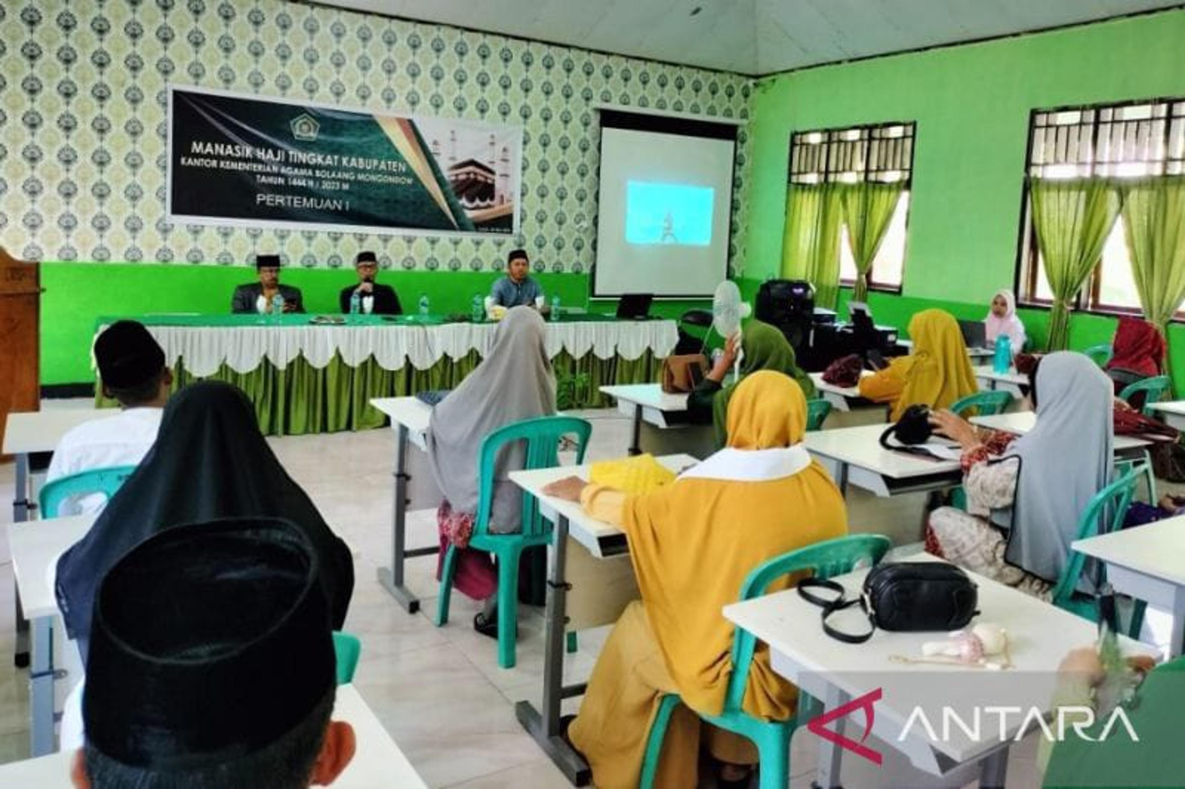 Kemenag Bolaang Mongondouw Lakukan Manasik Haji Pada CJH