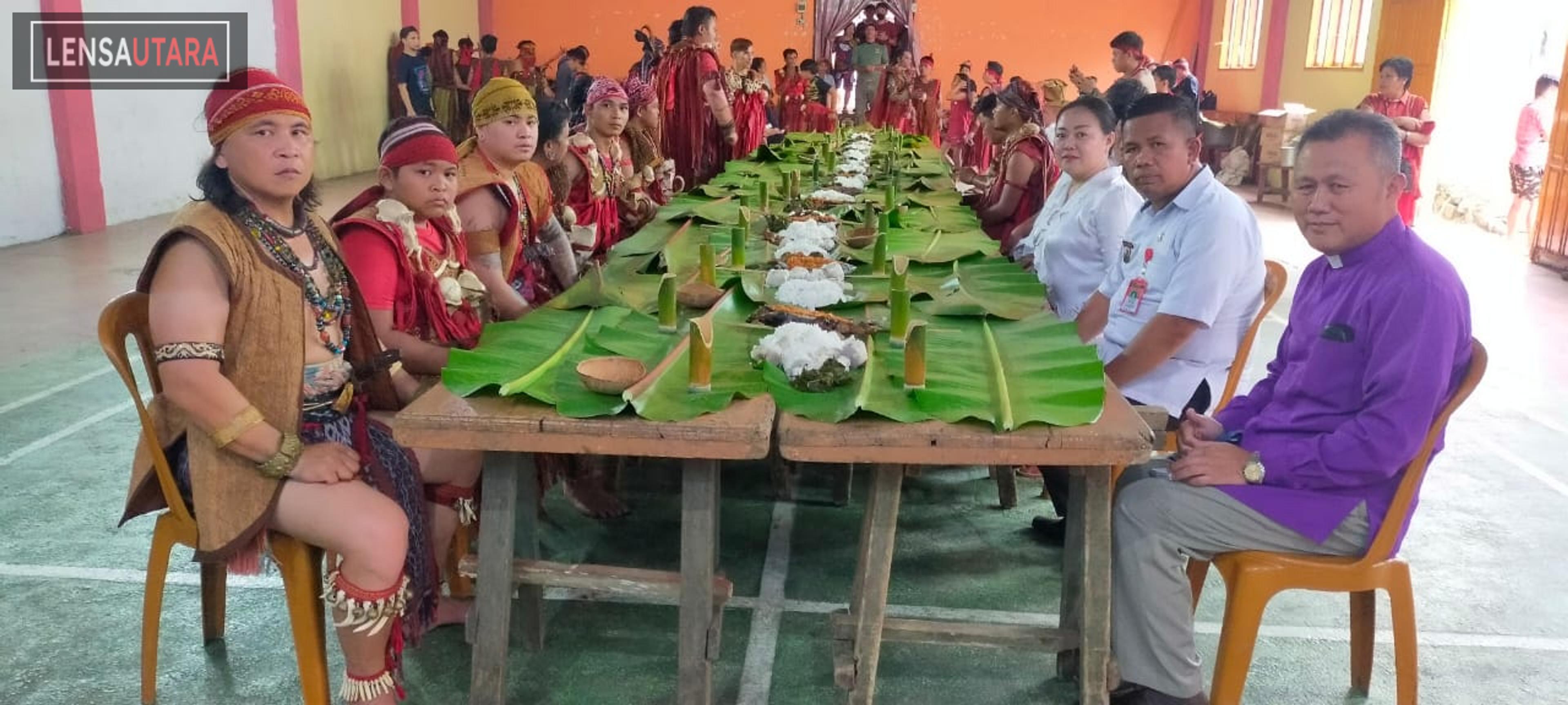 HUT Ro’ong Tinoor ke-247 Tahun Dirayakan Nuansa Adat dan Budaya