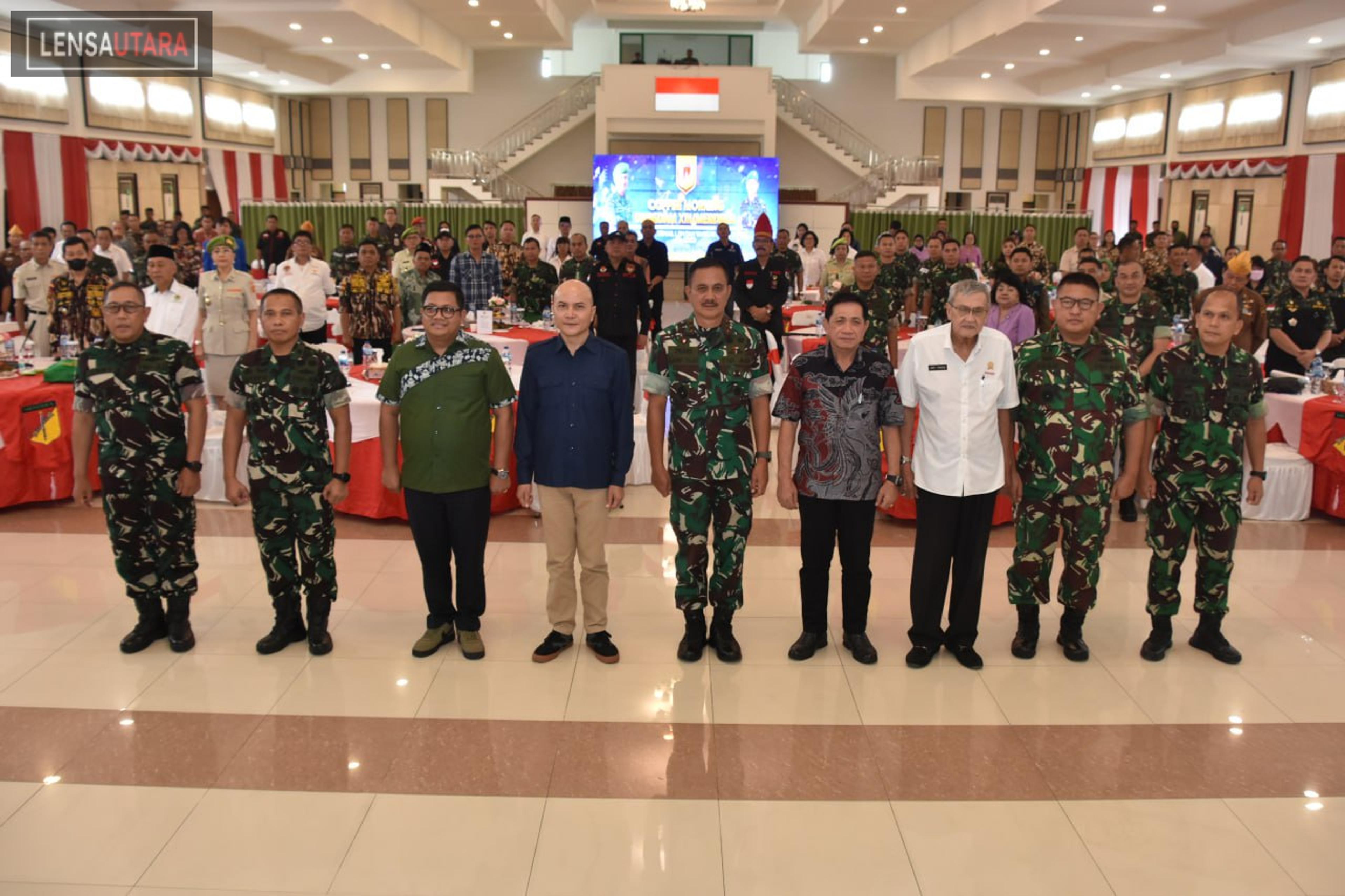 Menjaga Kondusifitas, Pangdam Bersama Ormas, LSM dan Media Se-Sulut Dalam Coffee Morning