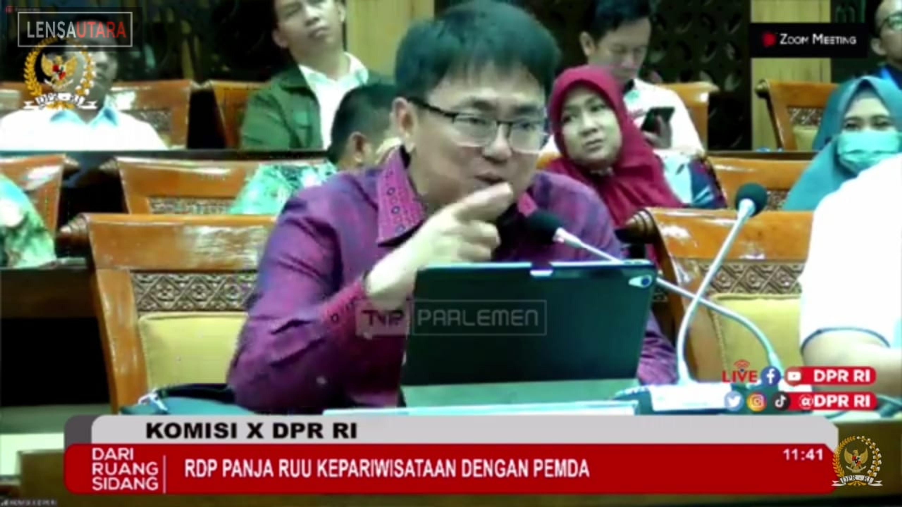 Bersama Komisi X DPR-RI, Angouw: Industri Akan Berkembang Apabila Konektivitasnya Ada
