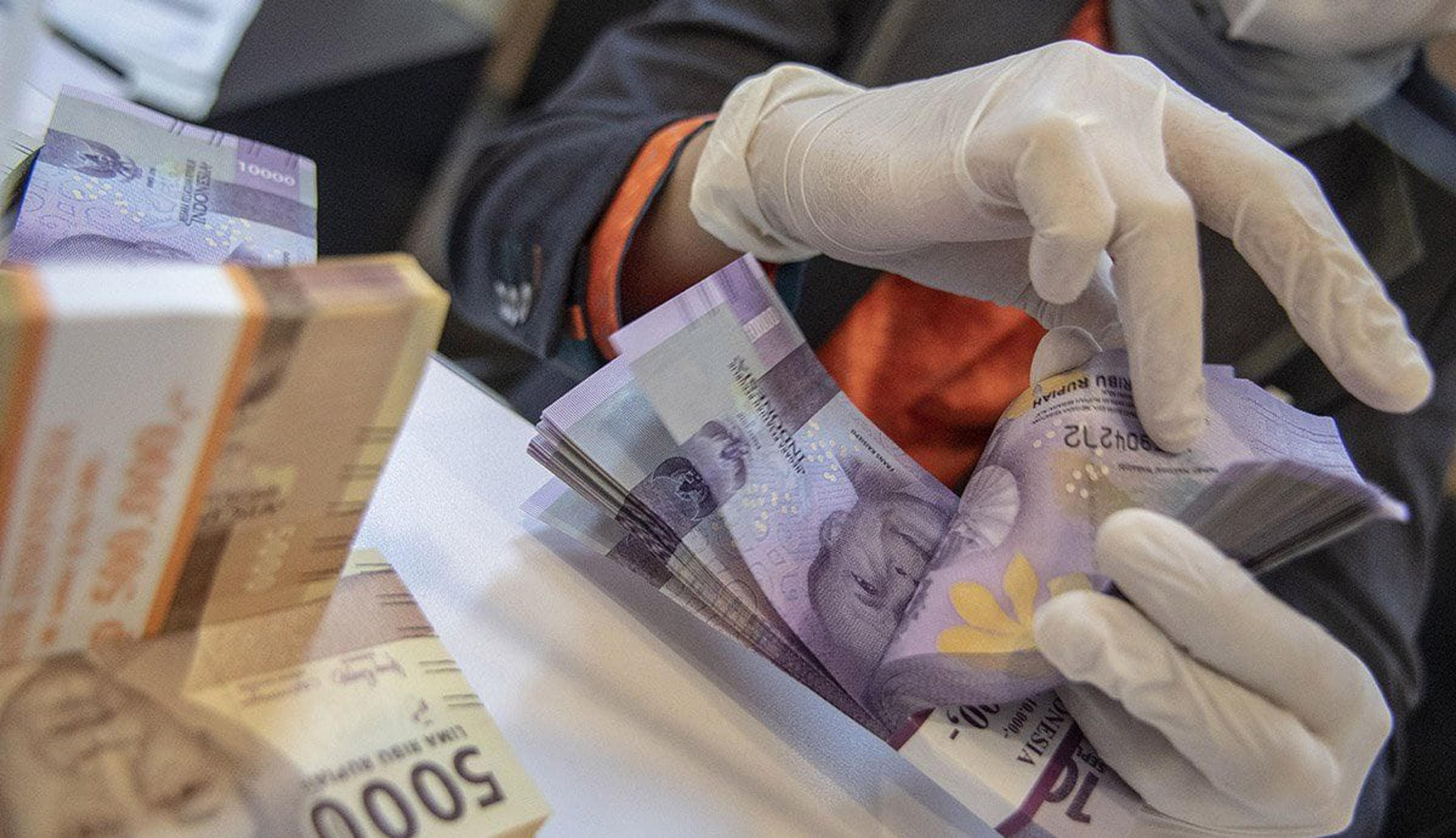 Kurs Rupiah Menguat Tajam Hingga 193 poin
