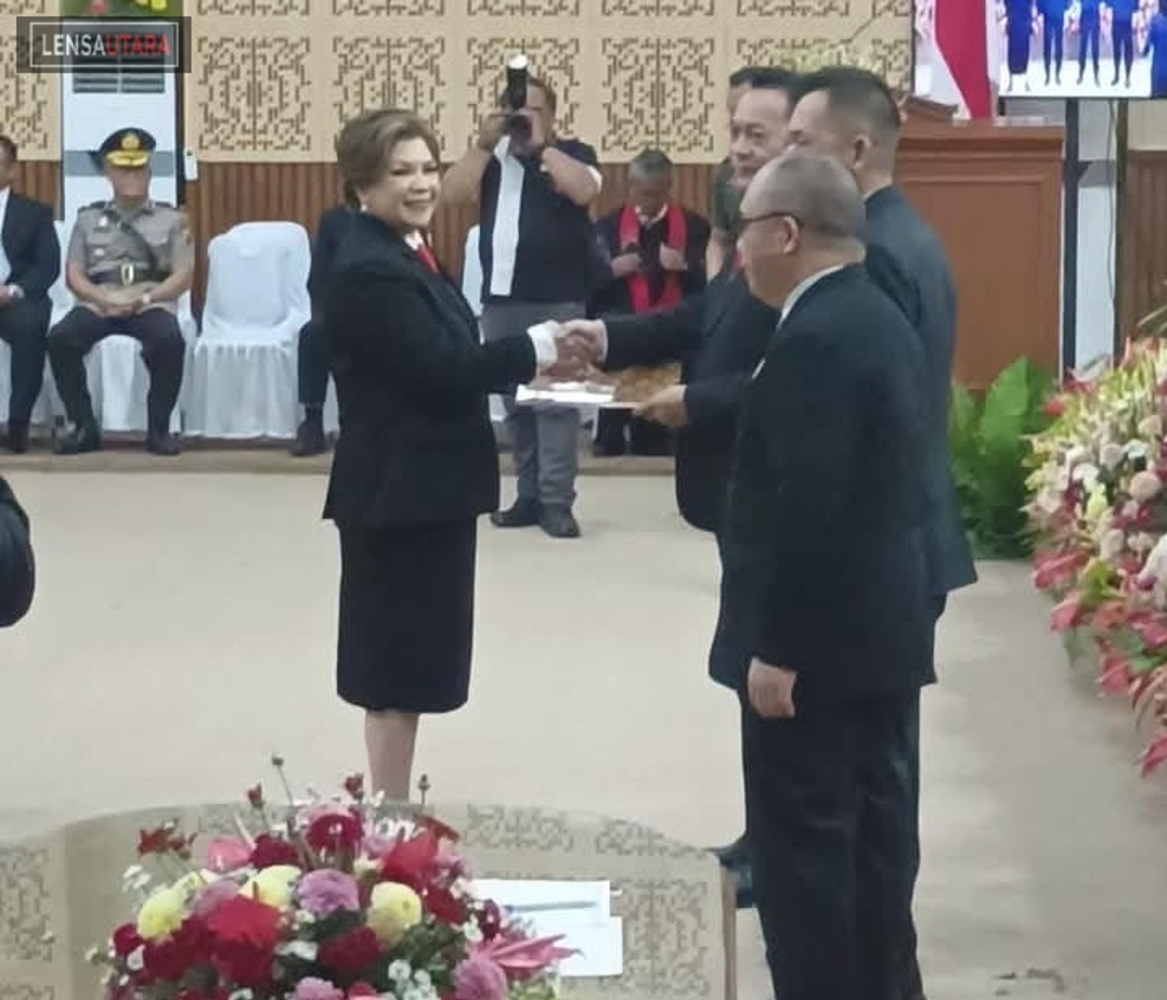Resmi Jadi Anggota DPRD Kota Tomohon, Vonny Mongdong Siap Jalankan Amanat Rakyat