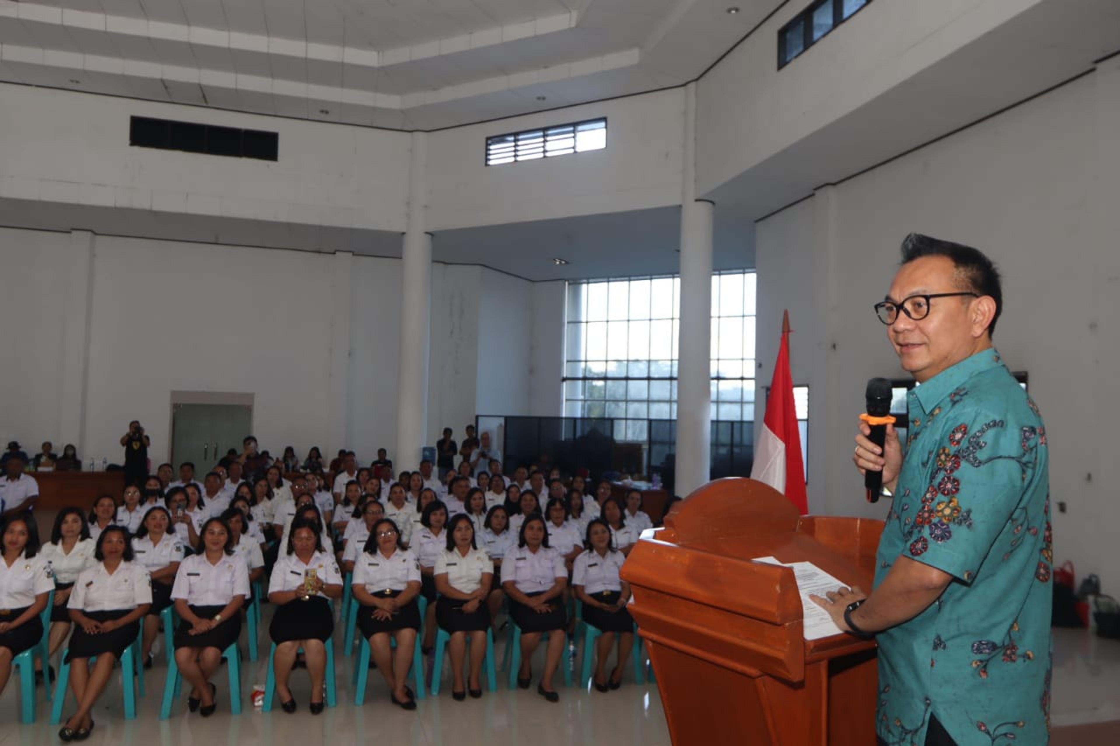 Caroll Kepada PPPK: Bekerjalah dengan Profesional dan Tetap Jaga Kode Etik