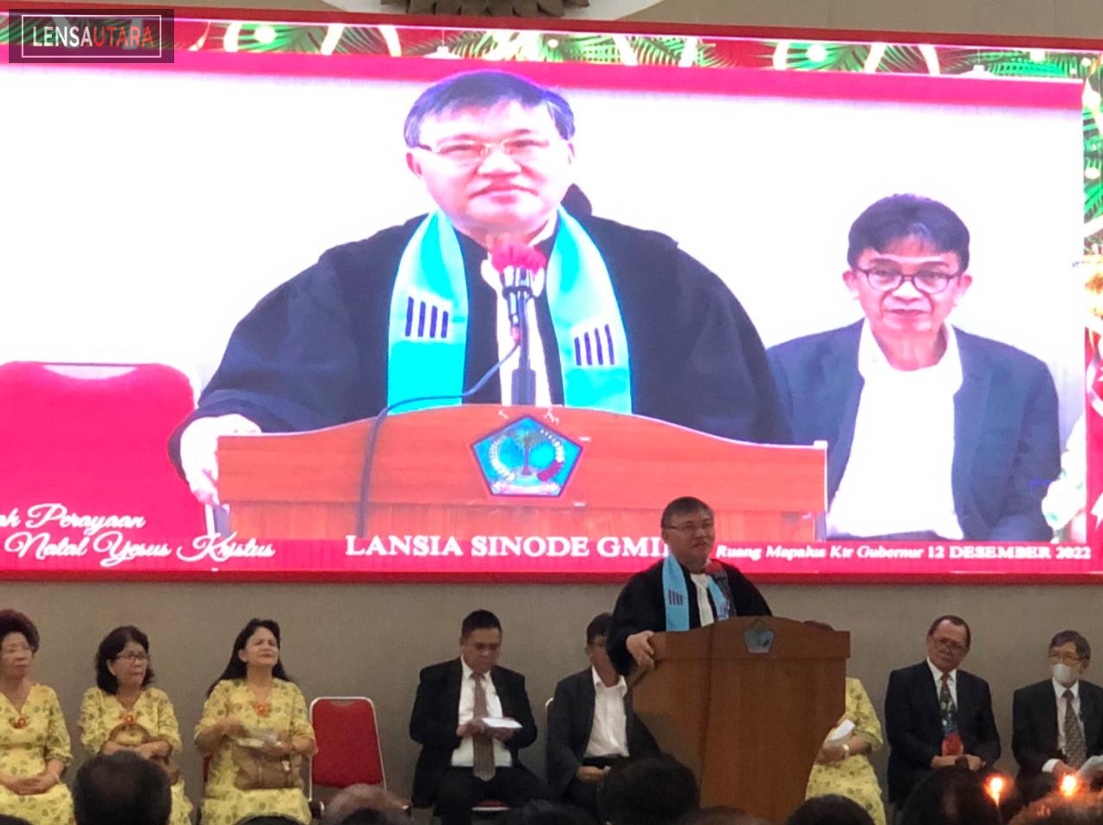 6000 LANSIA HADIRI IBADAH NATAL LANSIA GMIM