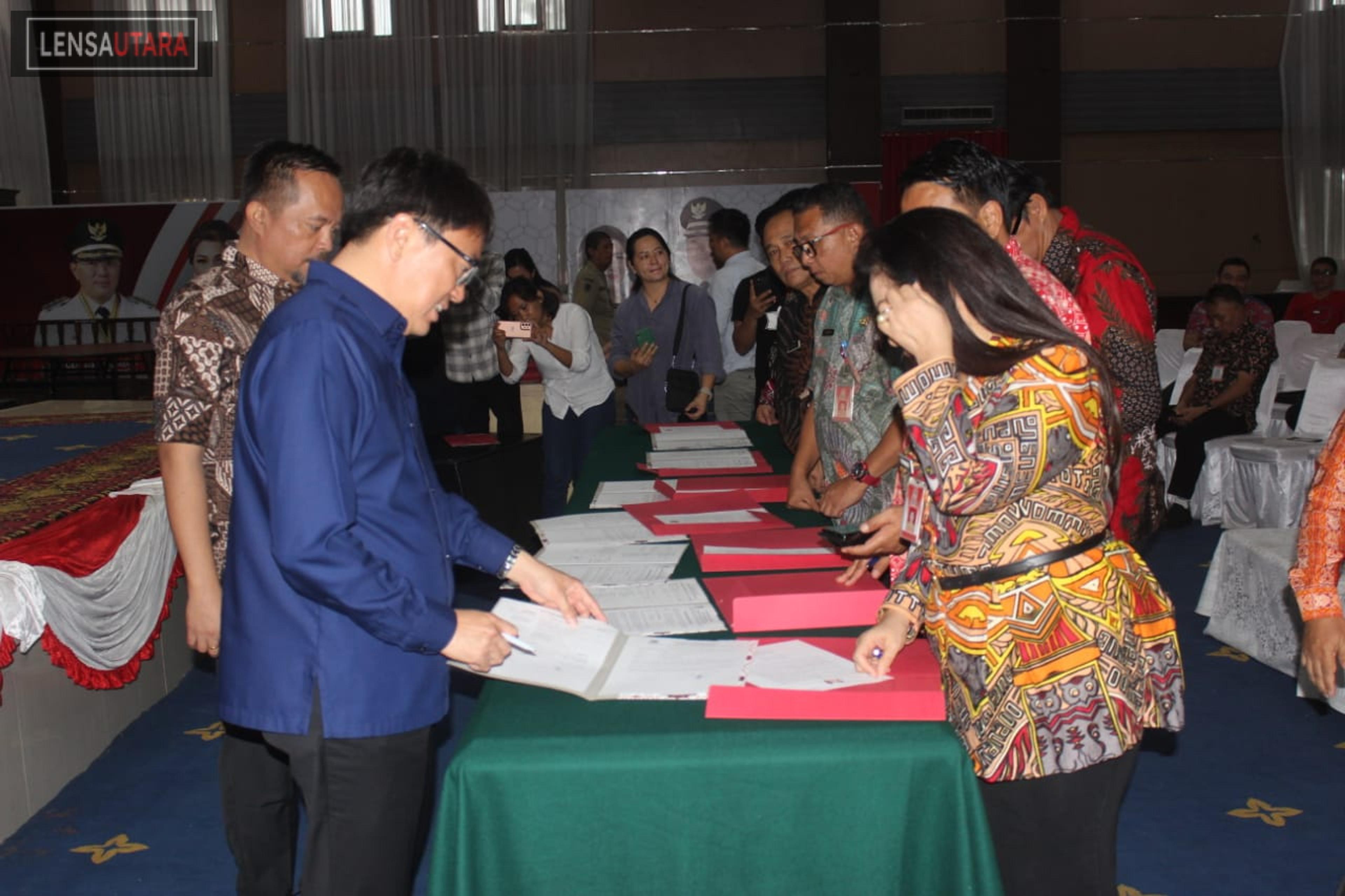 Penandatanganan Kinerja TA 2023, Angow Tekankan Pada Hasil Kinerja
