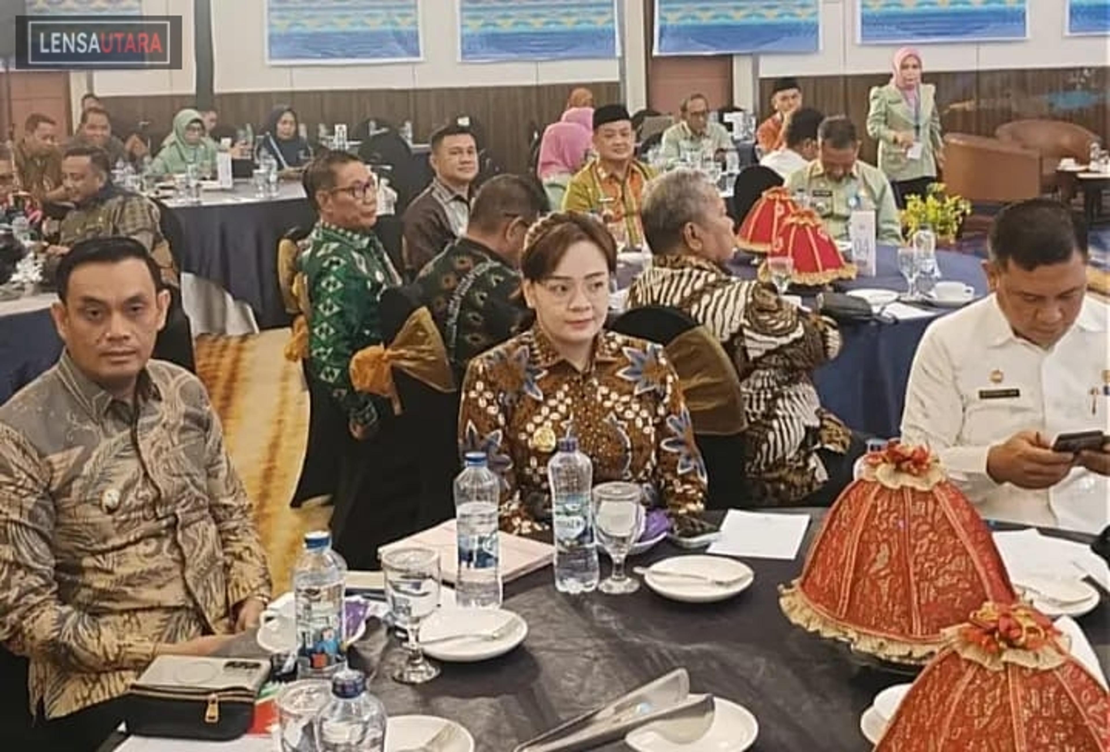 Tukar Pengalaman, Sendy Rumajar Ikut Rakerwil APEKSI Komwil VI di Kendari