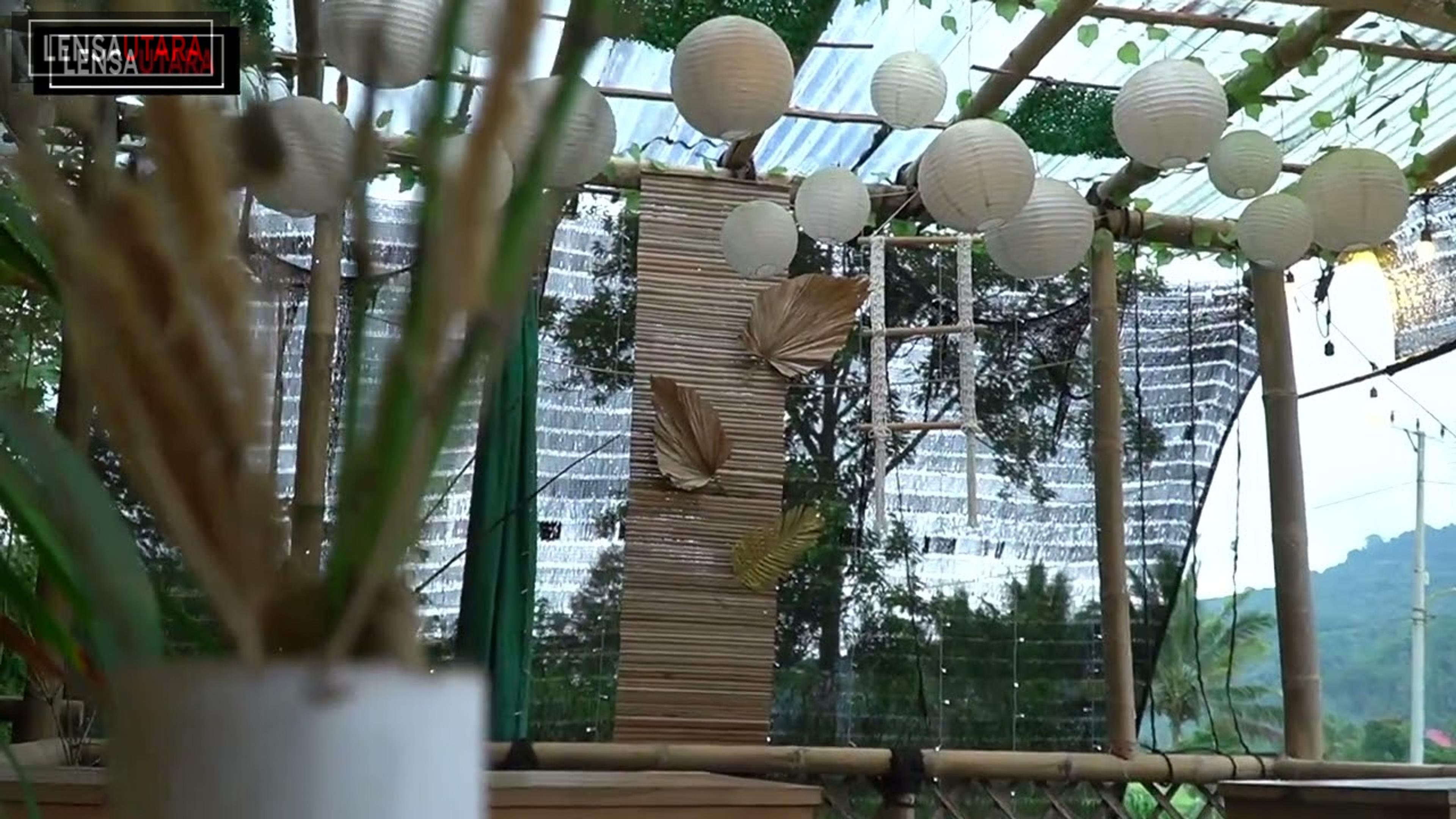 Wisata Kuliner Tewazen Bamboo Resto
