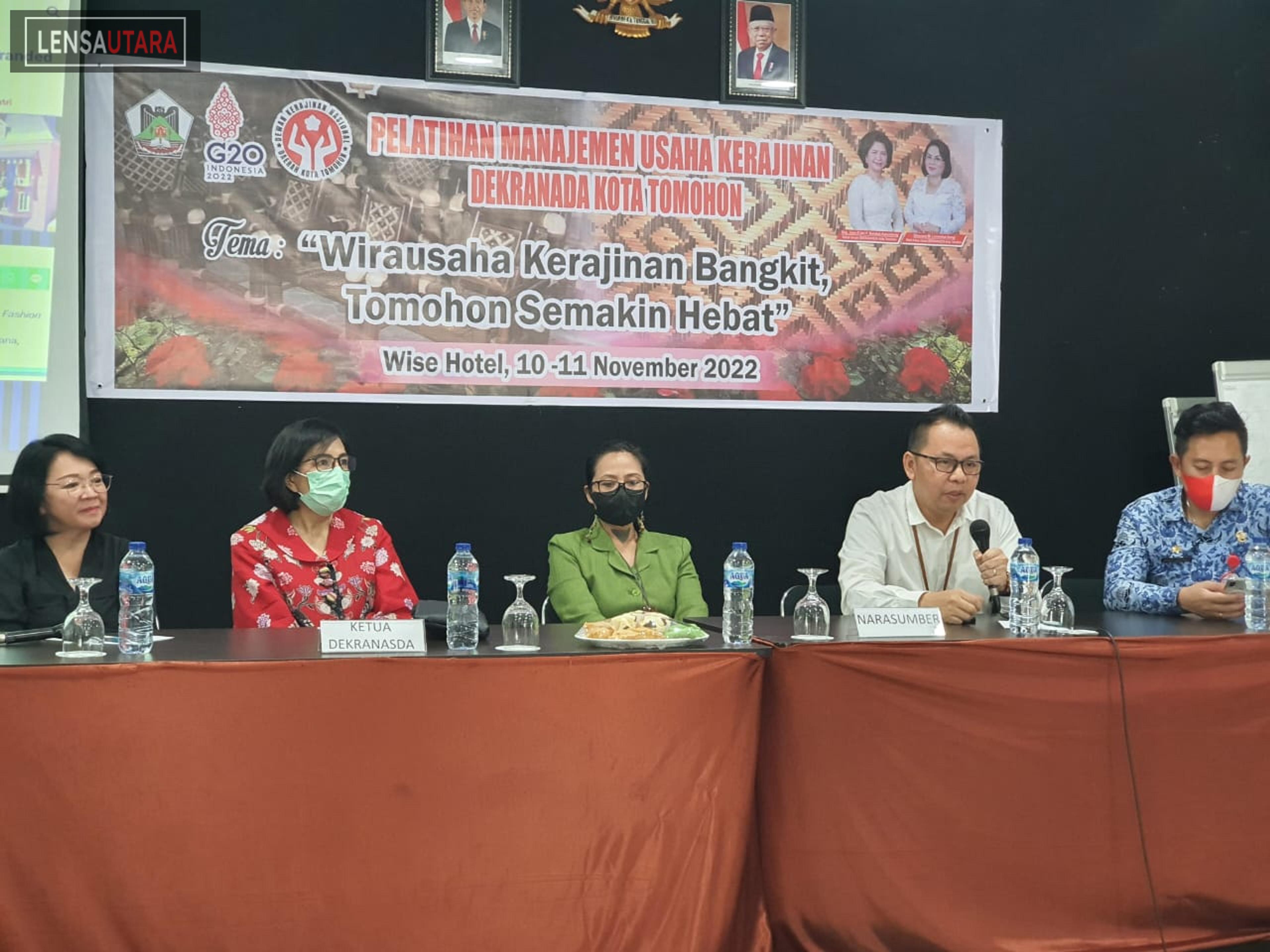 Dekranasda Tomohon Gelar Pelatihan Managemen