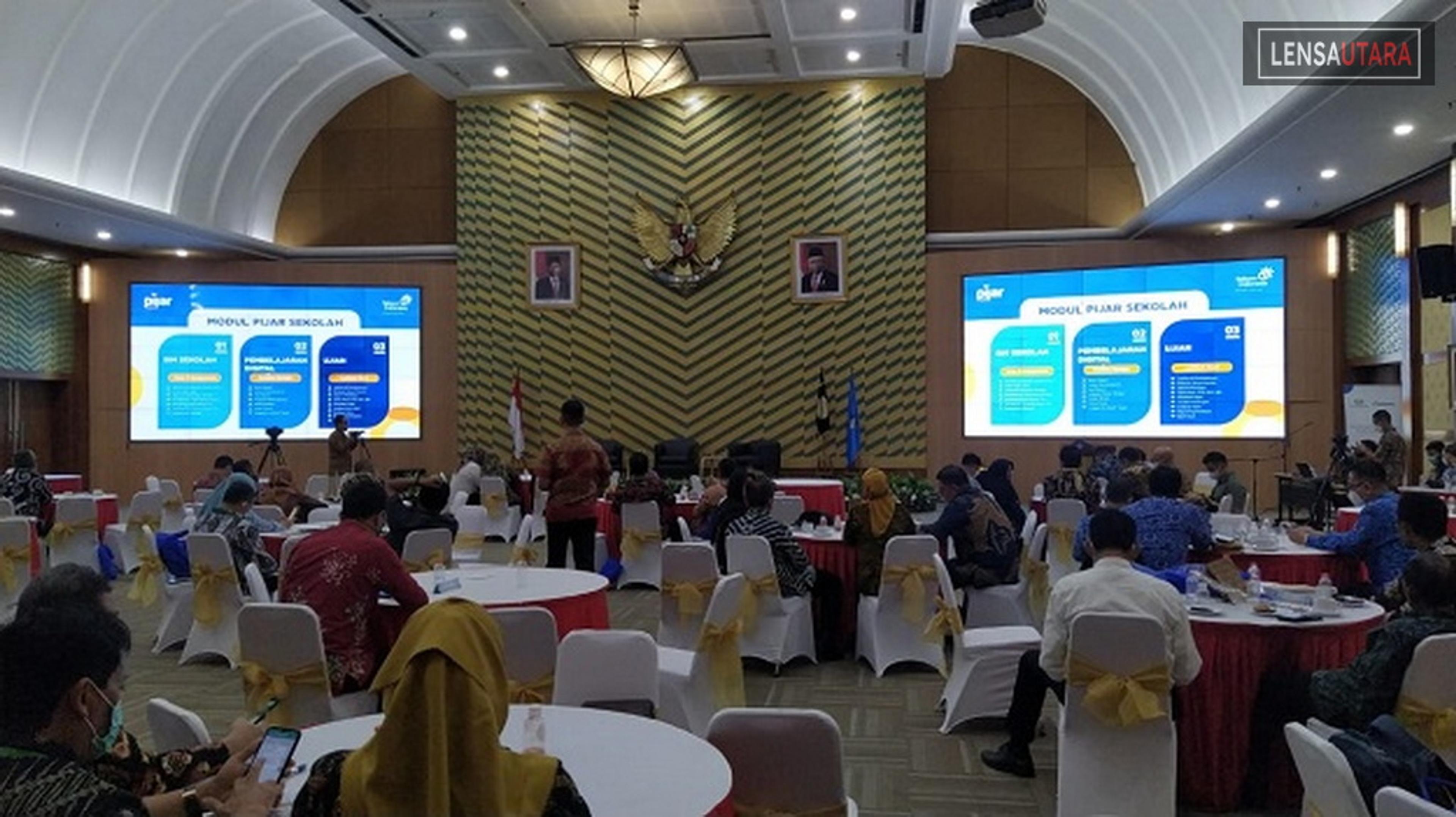 Tingkatkan SDM dan Pendidikan yang Berkualitas, Bupati Minsel Ikut Sosialisasi Program Dana Hibah