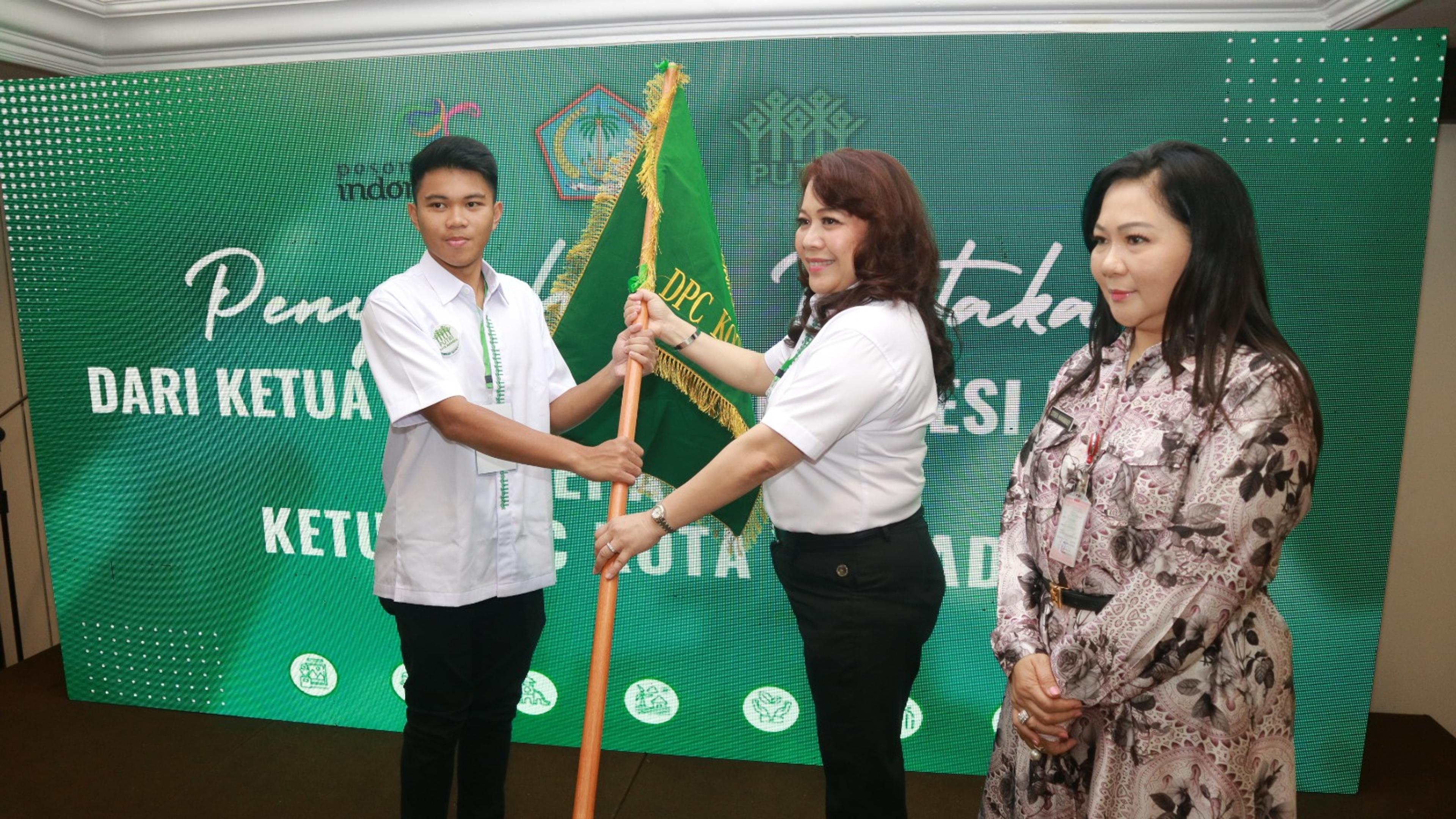 Hizkia Pepah Resmi dilantik Menjadi Ketua DPC PUTRI Manado