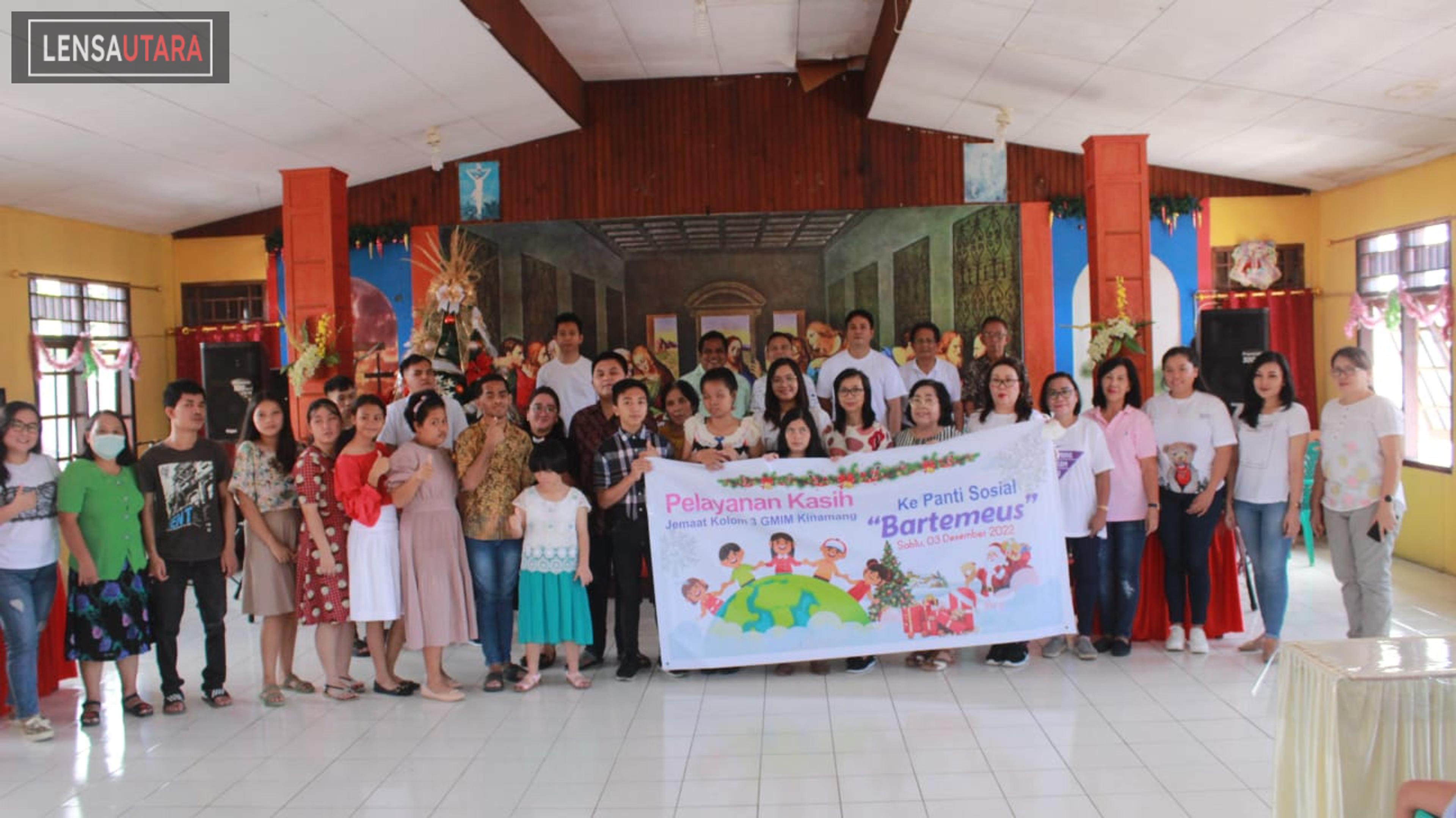 GMIM Kinamang Berbagi Kasih Kepada Sekolah Luar Biasa Bartemeus