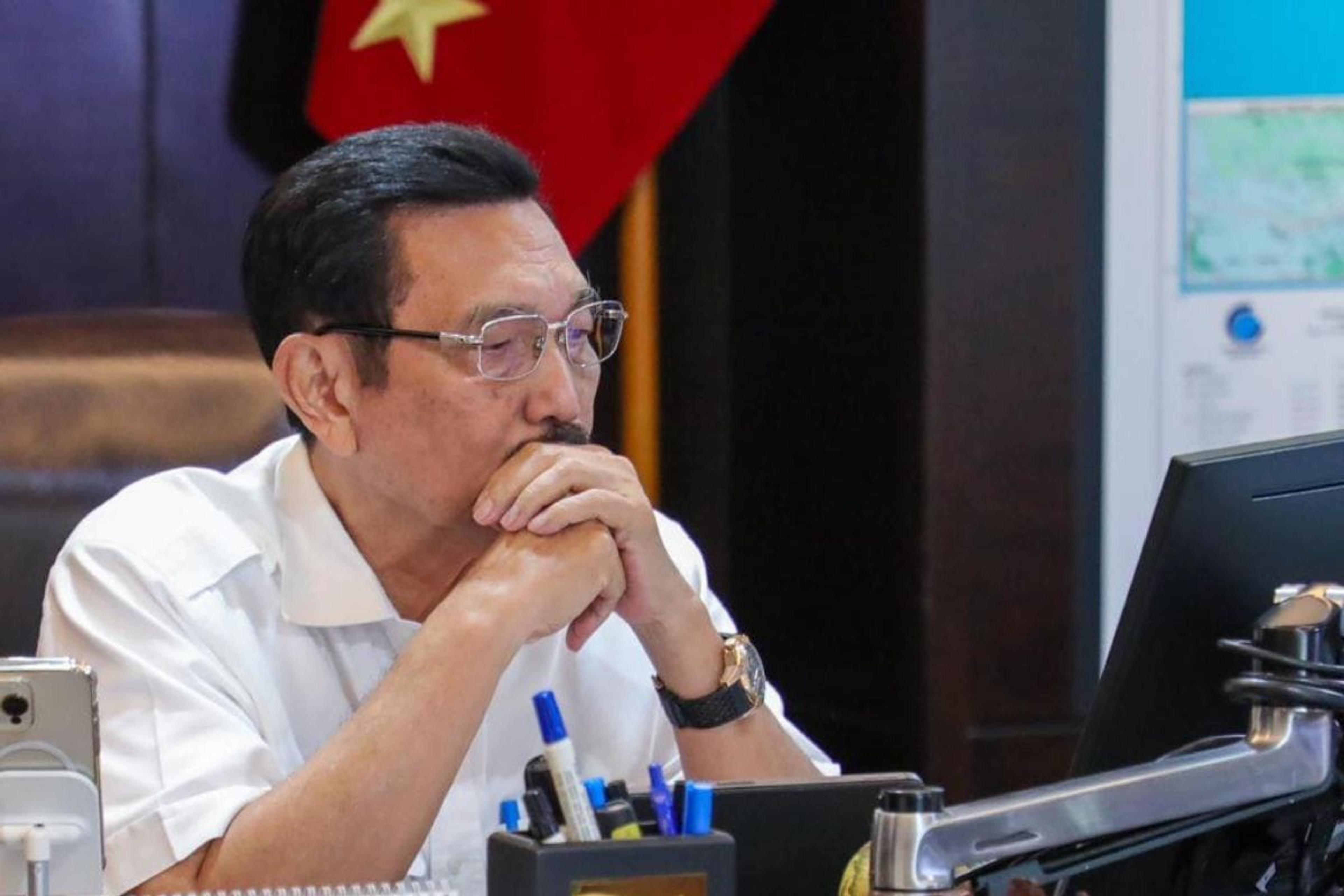 Menko Luhut Bantah Banyak Pekerja Asing di Proyek Hilirisasi Pertambangan