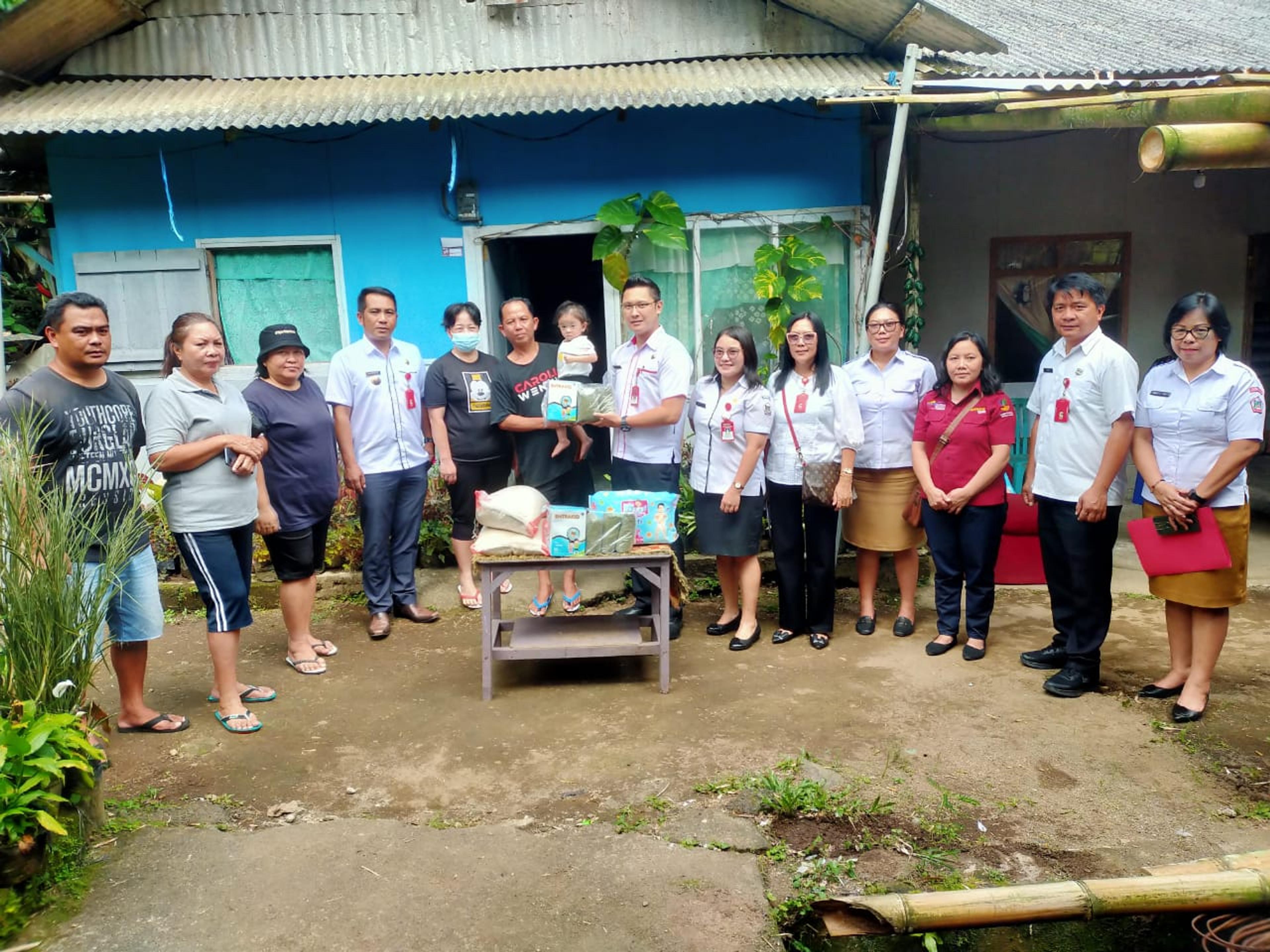 Cegah Stunting CSWL Serahkan Bantuan di 8 Kelurahan
