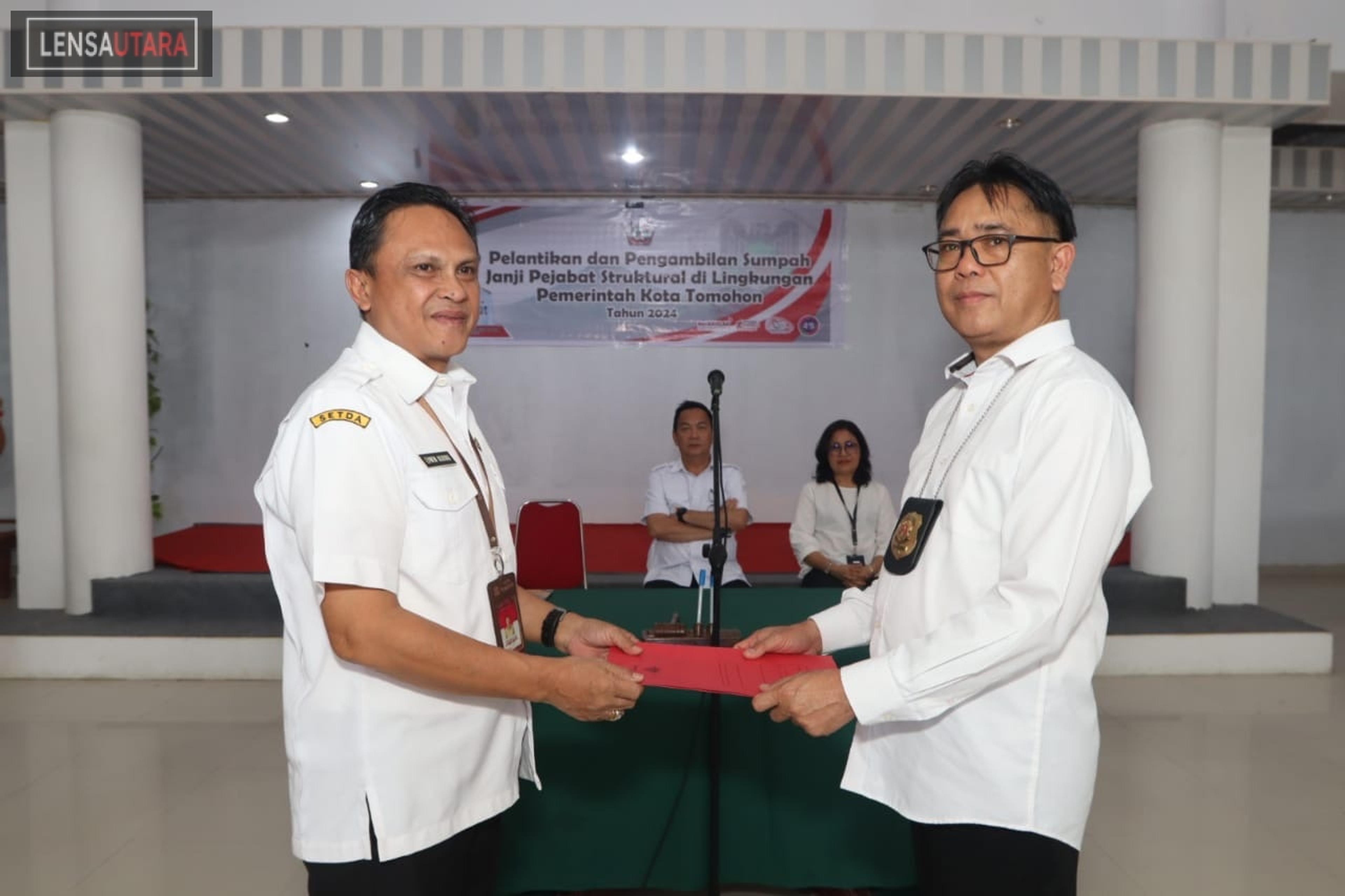 Lantik 72 pejabat, Caroll ingatkan soal pelayanan Kepada Masyarakat