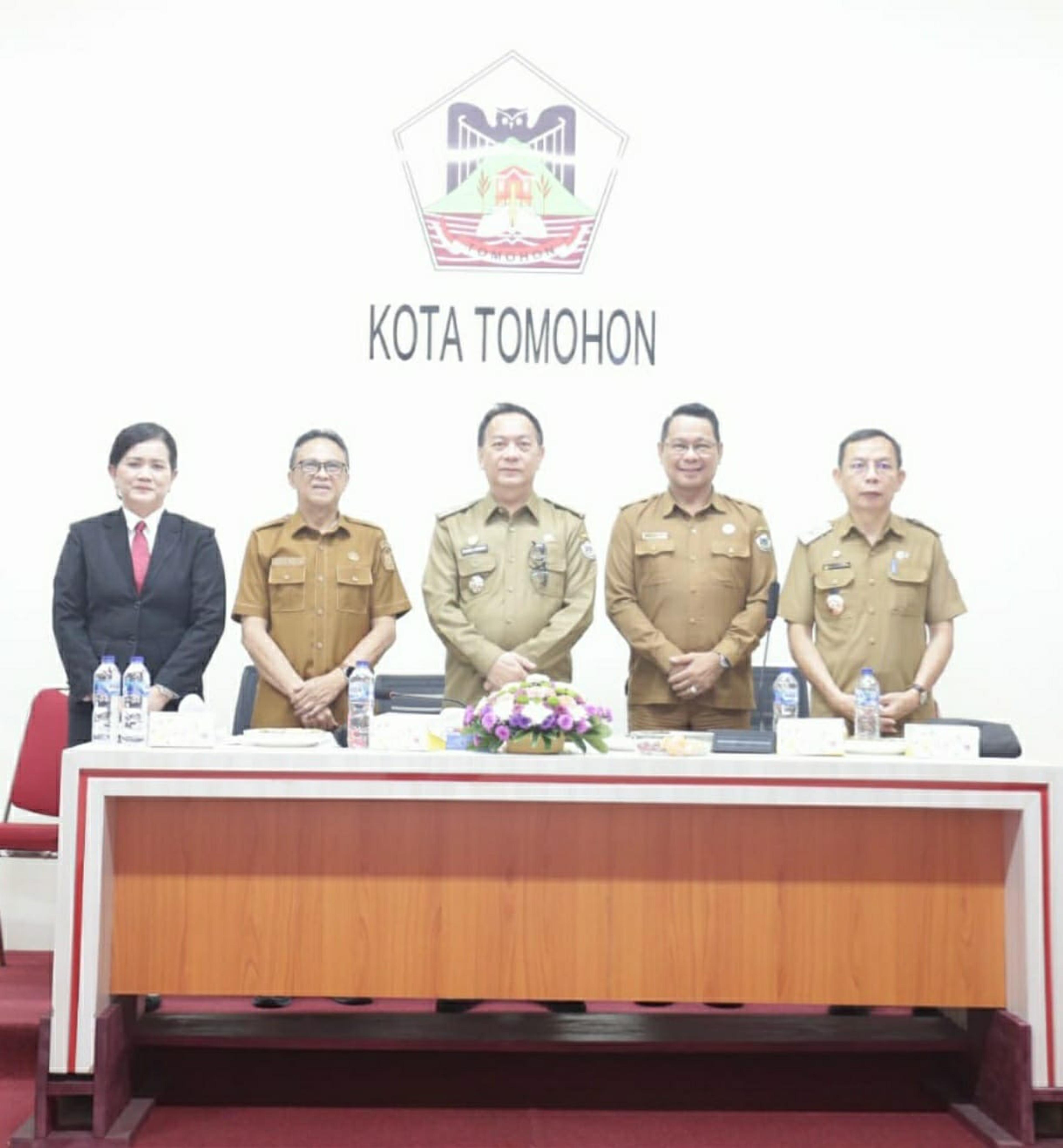 Survei Akreditasi KARS RSUD Anugerah Tomohon Dimulai, Caroll Senduk Komitmen Dukung Penuh