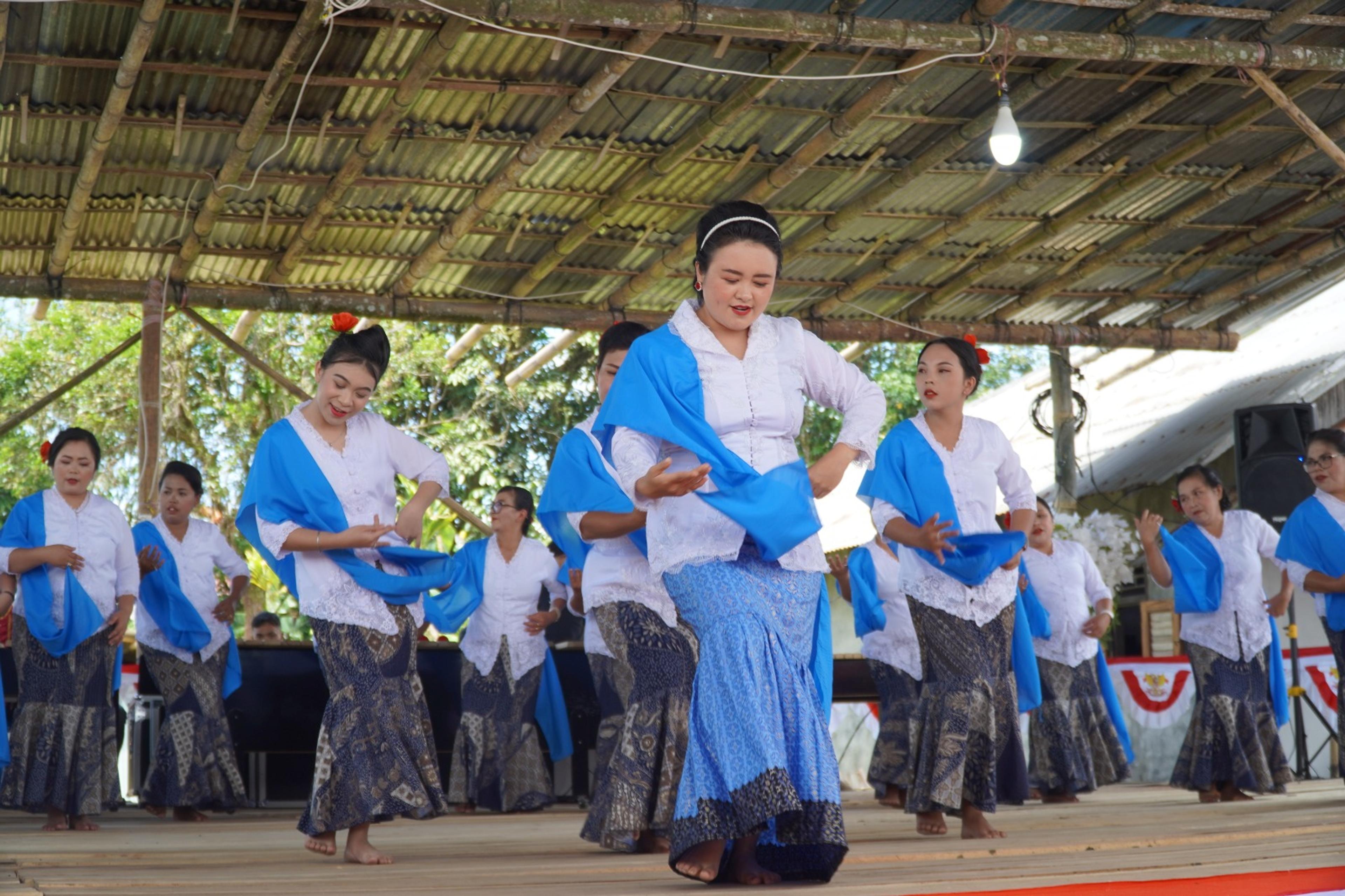 Festival Lumeos Wanua Woloan Sukses digelar