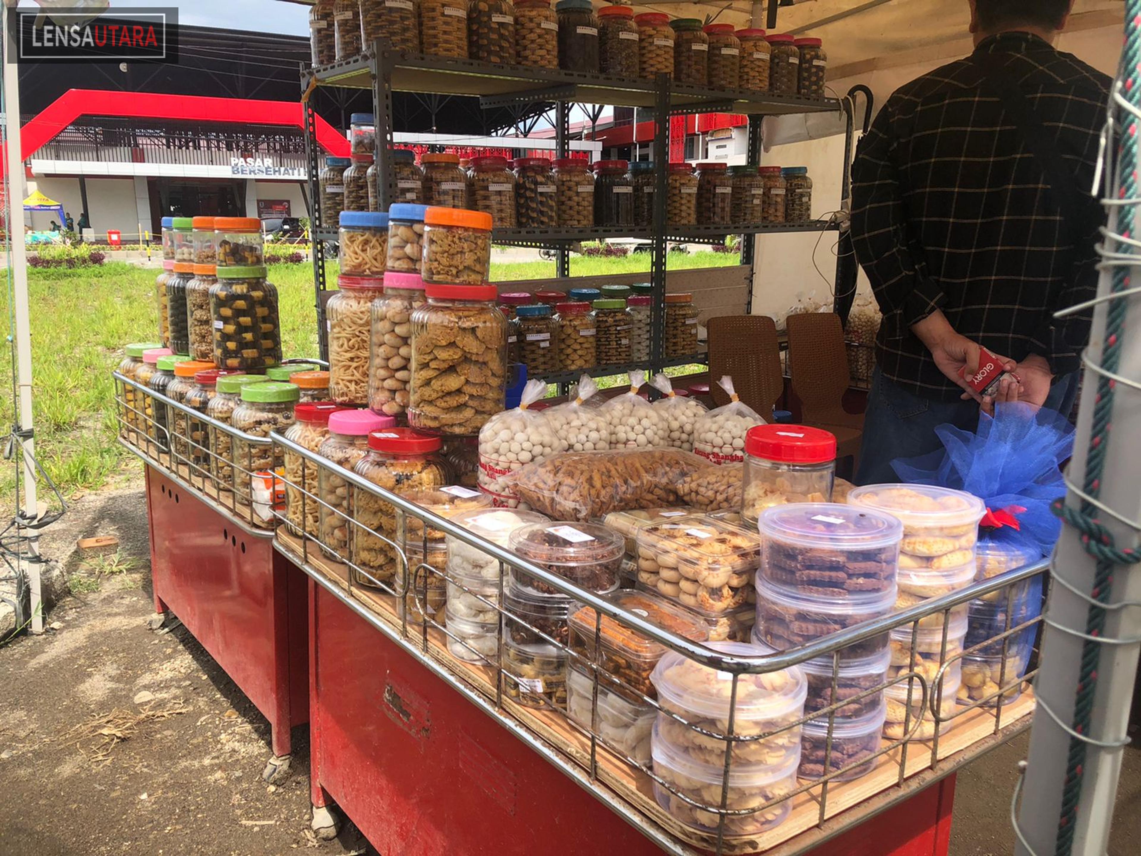 Inilah Keunikan Manado, Kue Kering Harus Ada Setiap Hari Raya