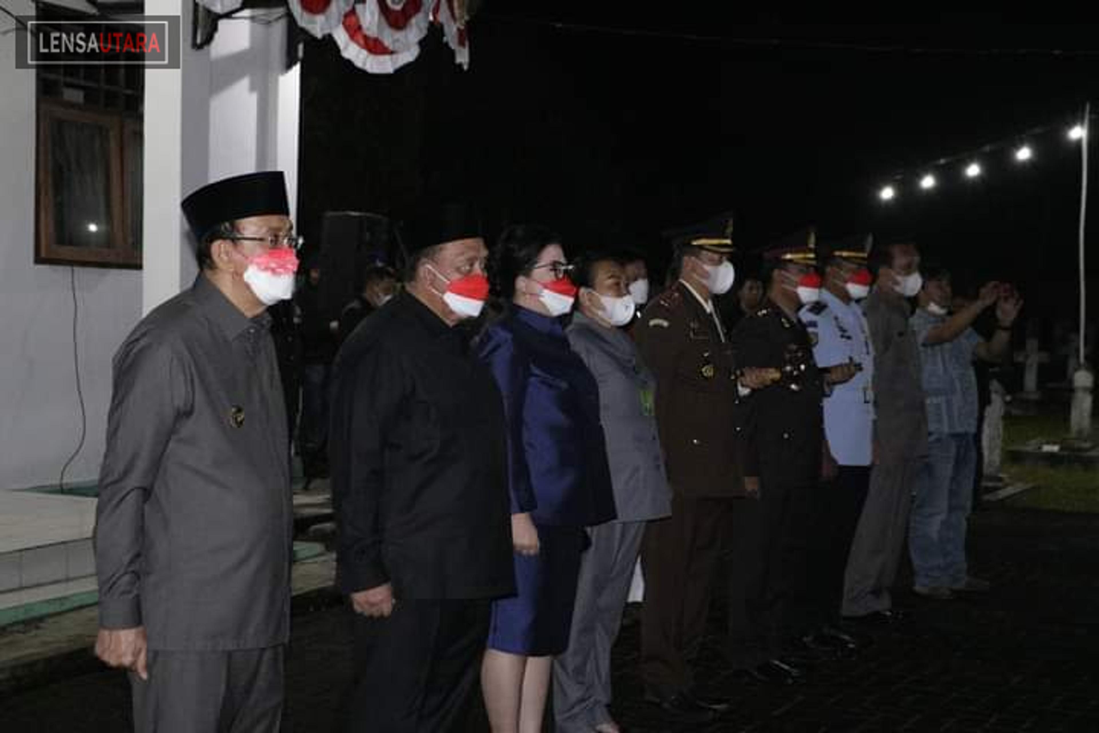 Bupati Minahasa Ikut Apel Kehormatan dan Renungan Suci di Taman Makam Pahlawan