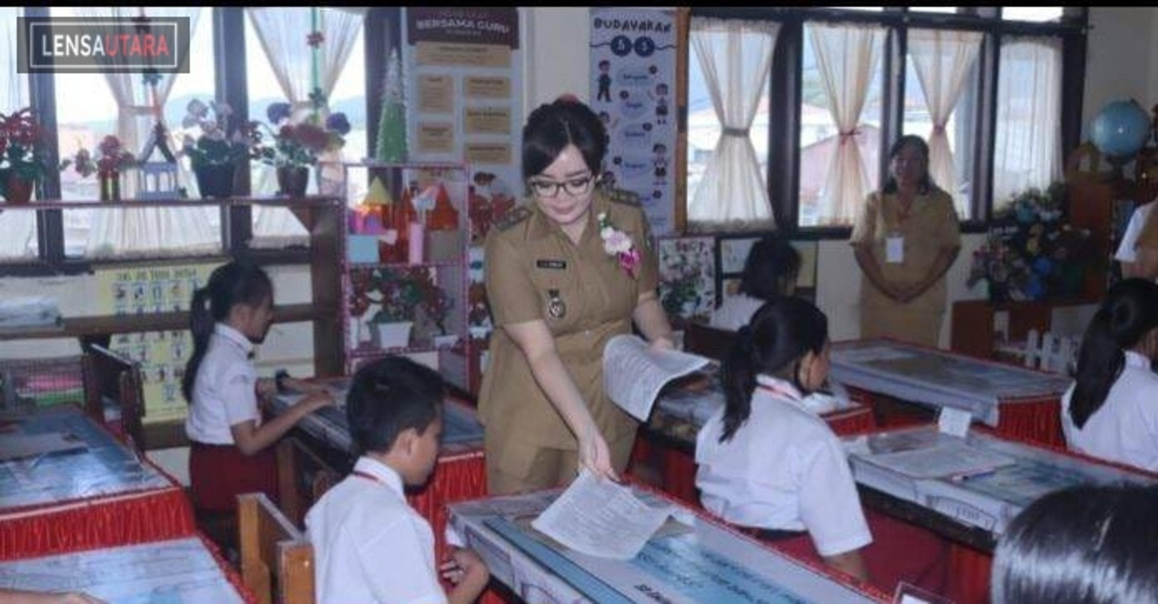 Rapor Pendidikan Kota Tomohon Tertinggi di Sulut, Sebut Wakil Walikota Saat Buka Naskah Ujian Akhir SD
