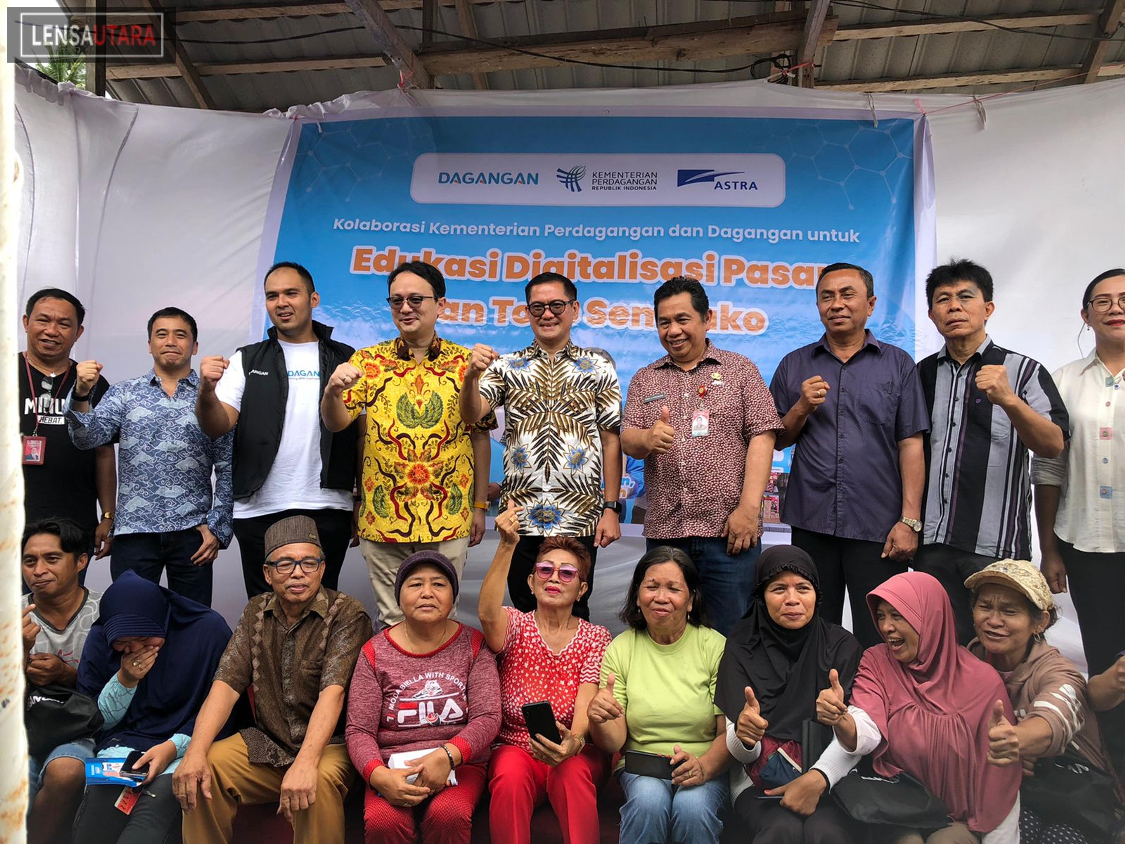 Jerry Sambuaga Kenalkan “Dagangan” pada Pemkab Minut