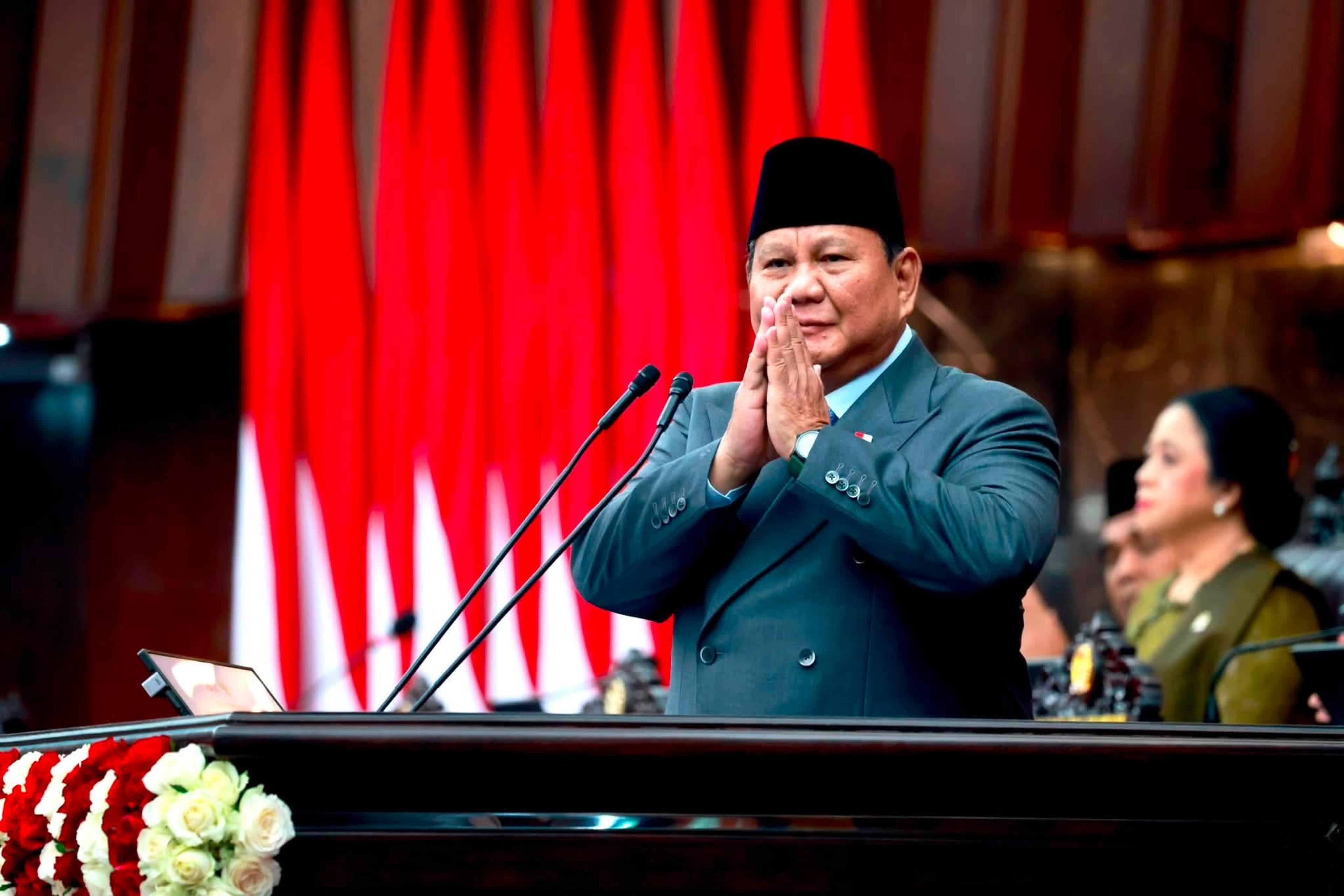 Wali Kota Tomohon Ikut Mendengarkan Pidato Kenegaraan Presiden RI dalam Rapat Paripurna DPRD