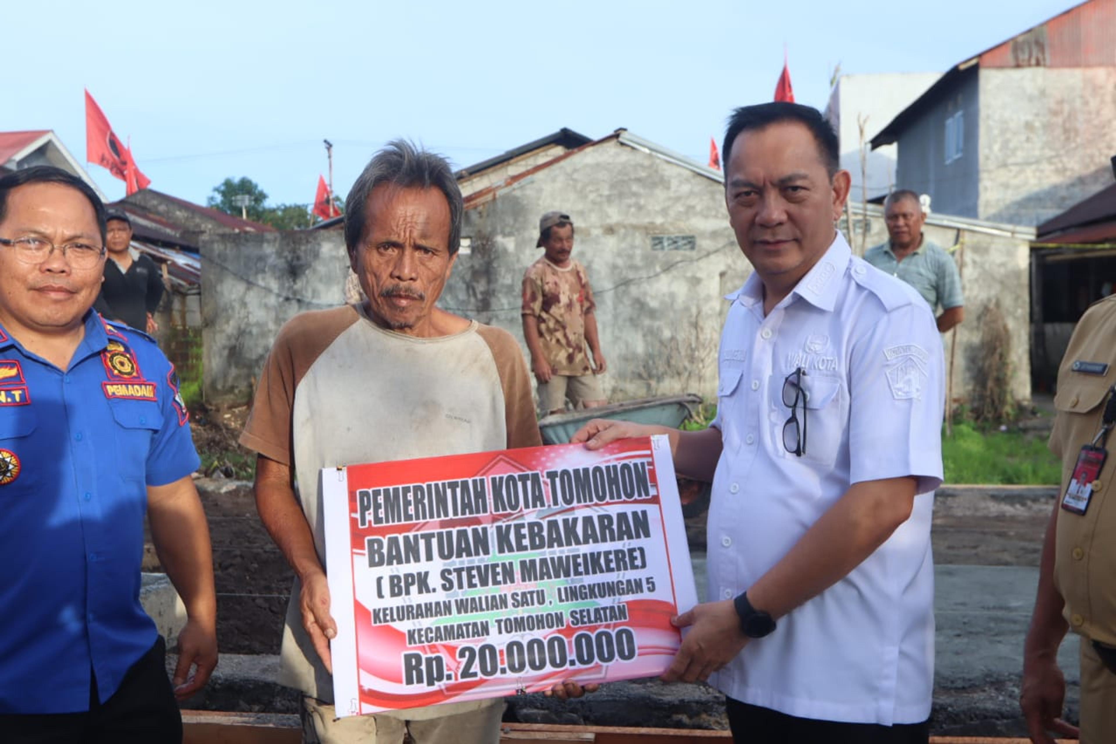Setiap Keluarga Korban Bencana Kebakaran Terima Bantuan 20jt