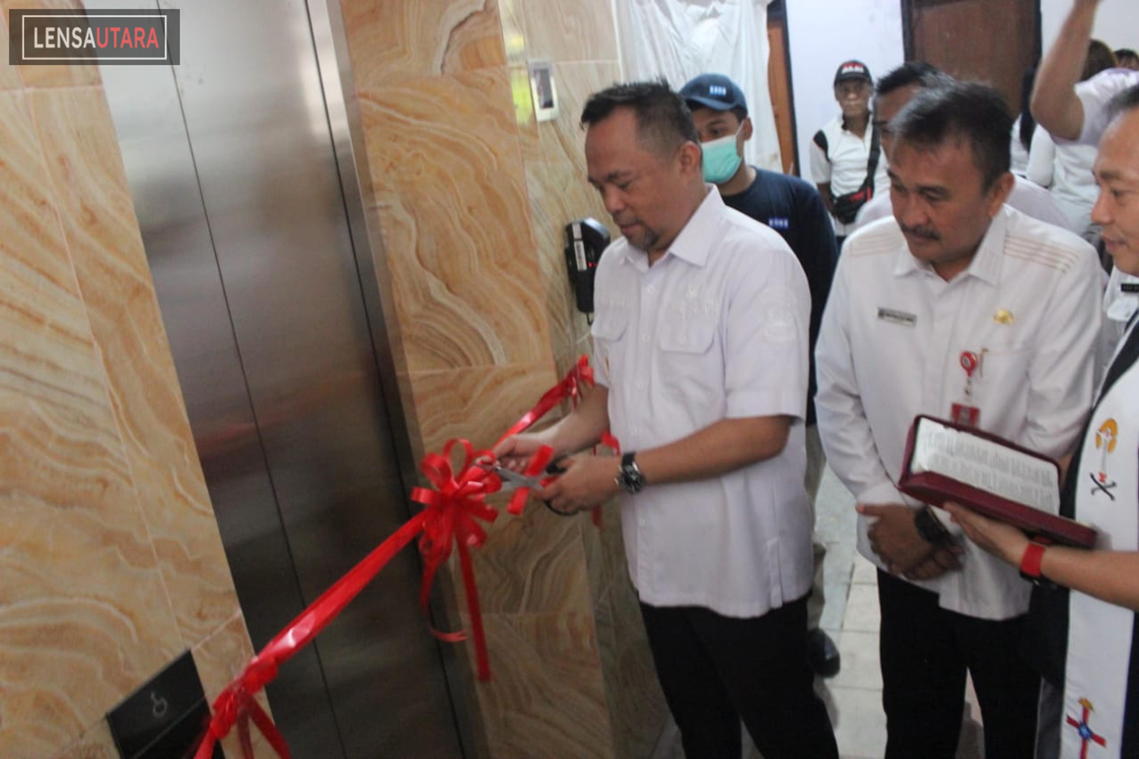 Lama Tak Dioperasikan, Akhirnya Transportasi Vertikal Lift Diresmikan Sualang Dan Siap Digunakan