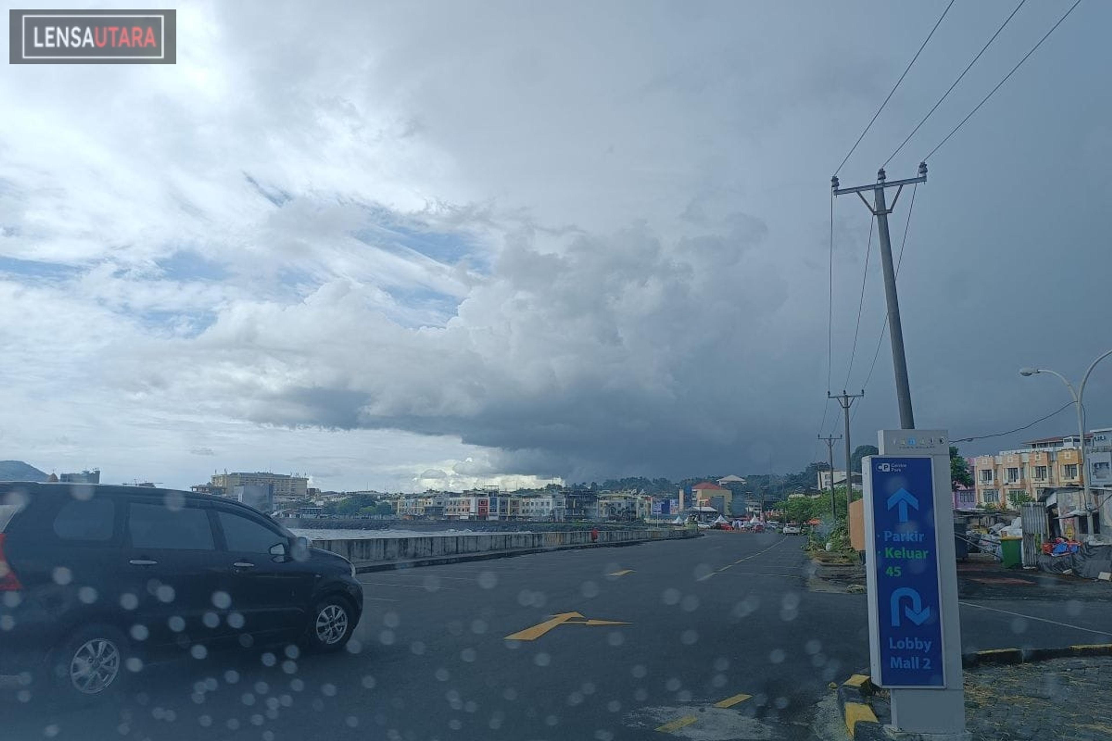 Cuaca Ekstrem Berpeluang Landa Sulut Hingga Tiga Hari ke Depan