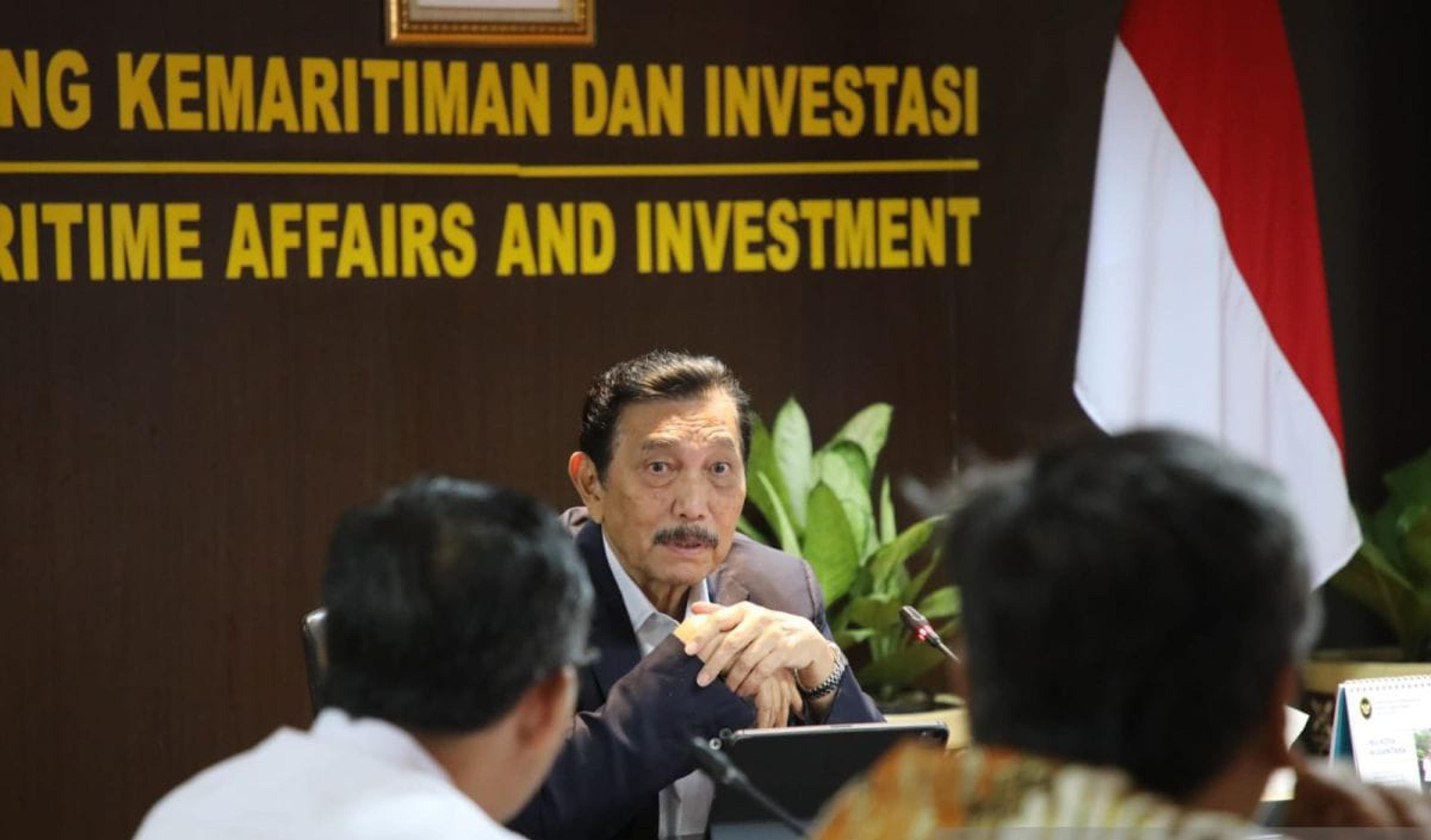 Luhut Komitmen Tuntaskan Pembayaran Utang Selisih Harga Minyak Goreng