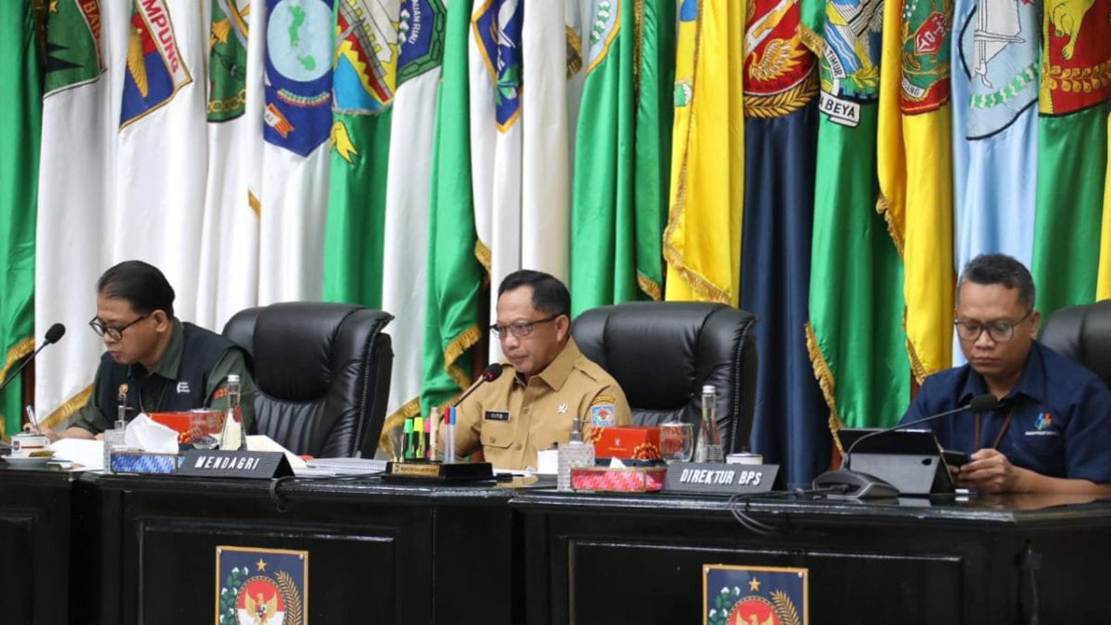 Mendagri: Gubernur, Bupati, Wali Kota Harus Bantu Distribusi Logistik Pemilu di Daerah