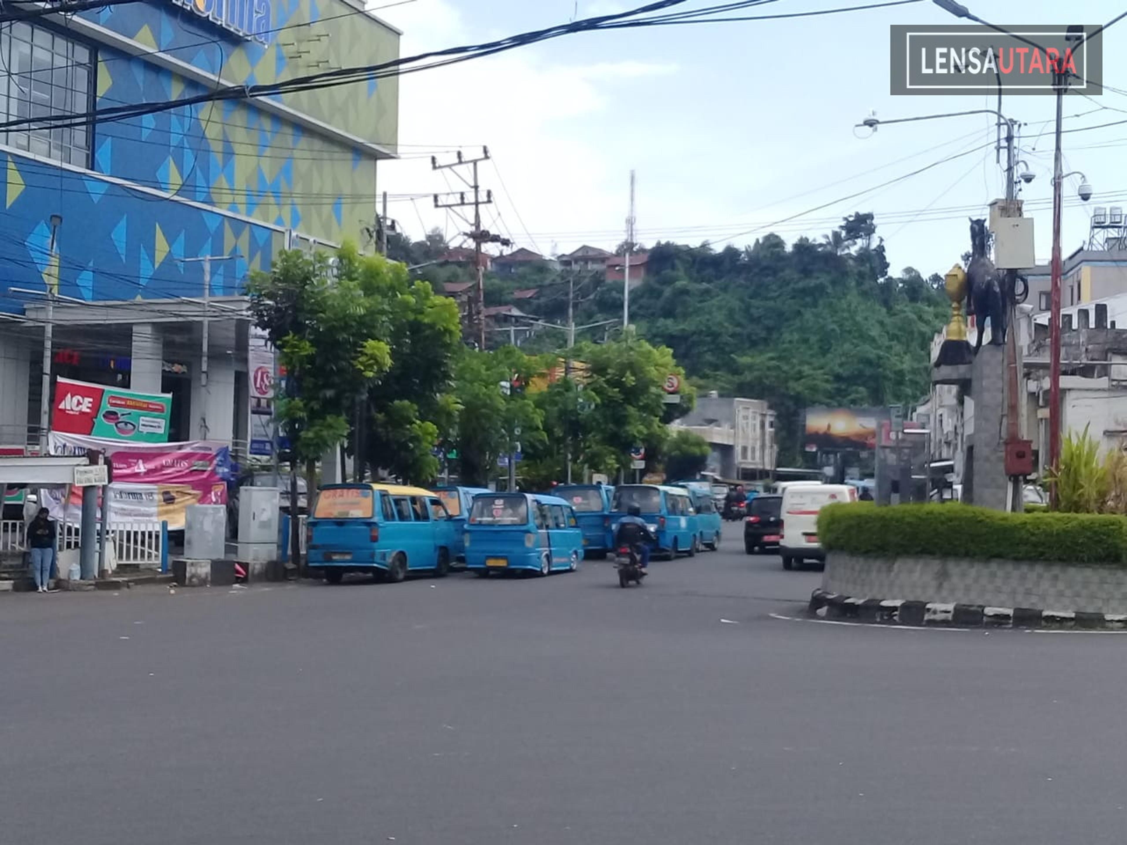Lalin Kacau, Warga Harap Aparat Bertindak Tegas