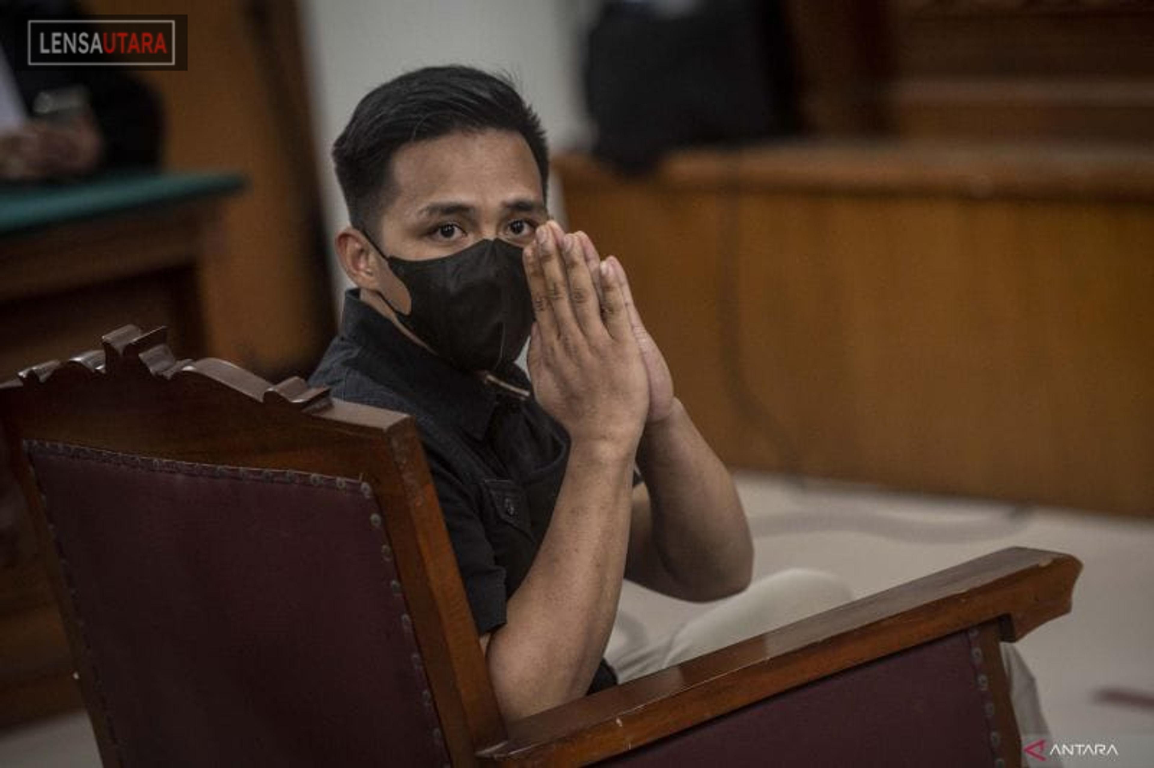 Richard Eliezer Divonis 1 Tahun 6 bulan Penjara oleh Hakim