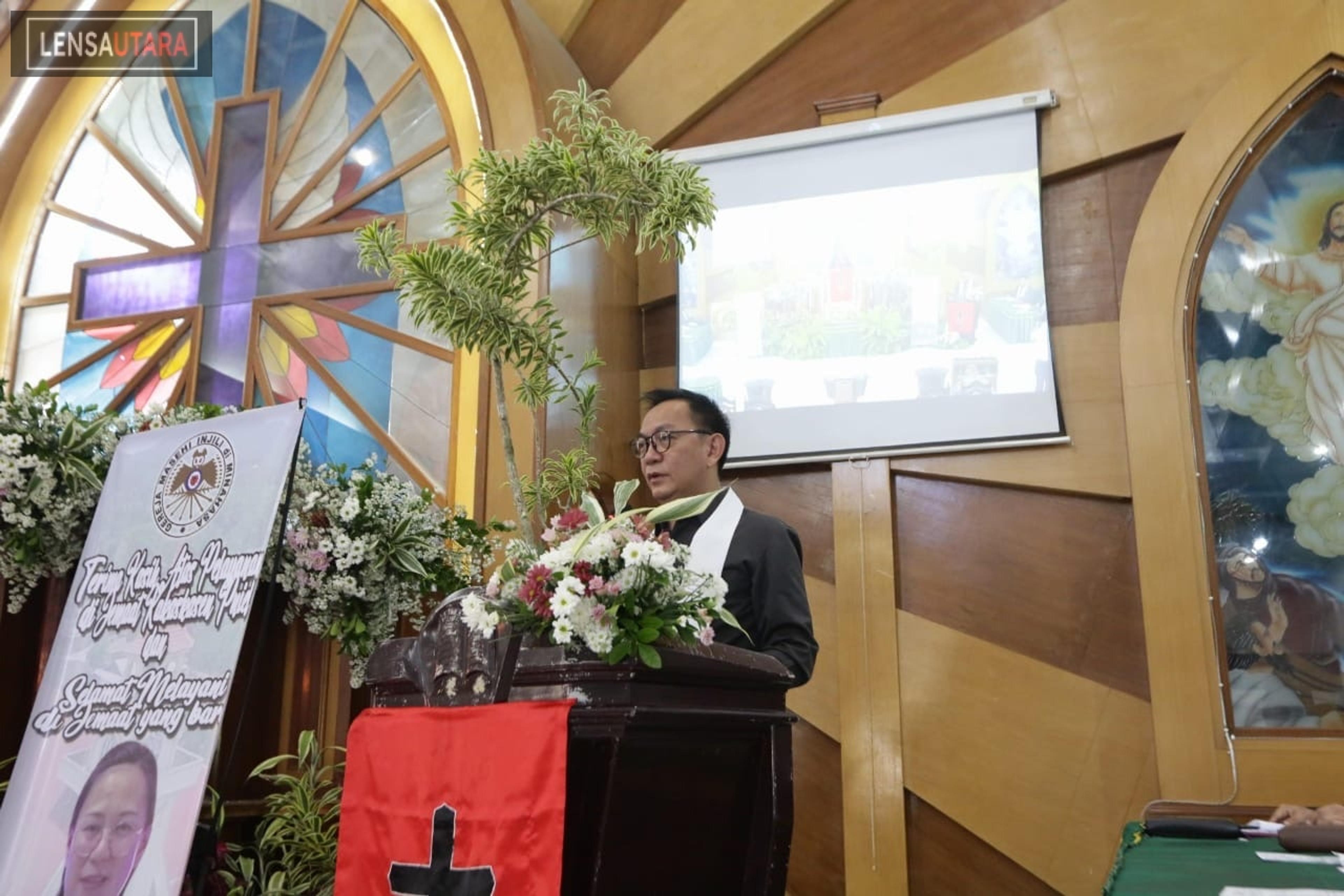 Walikota Caroll Hadiri Ibadah Pisah Sambut Pendeta GMIM Kakaskasen Pniel