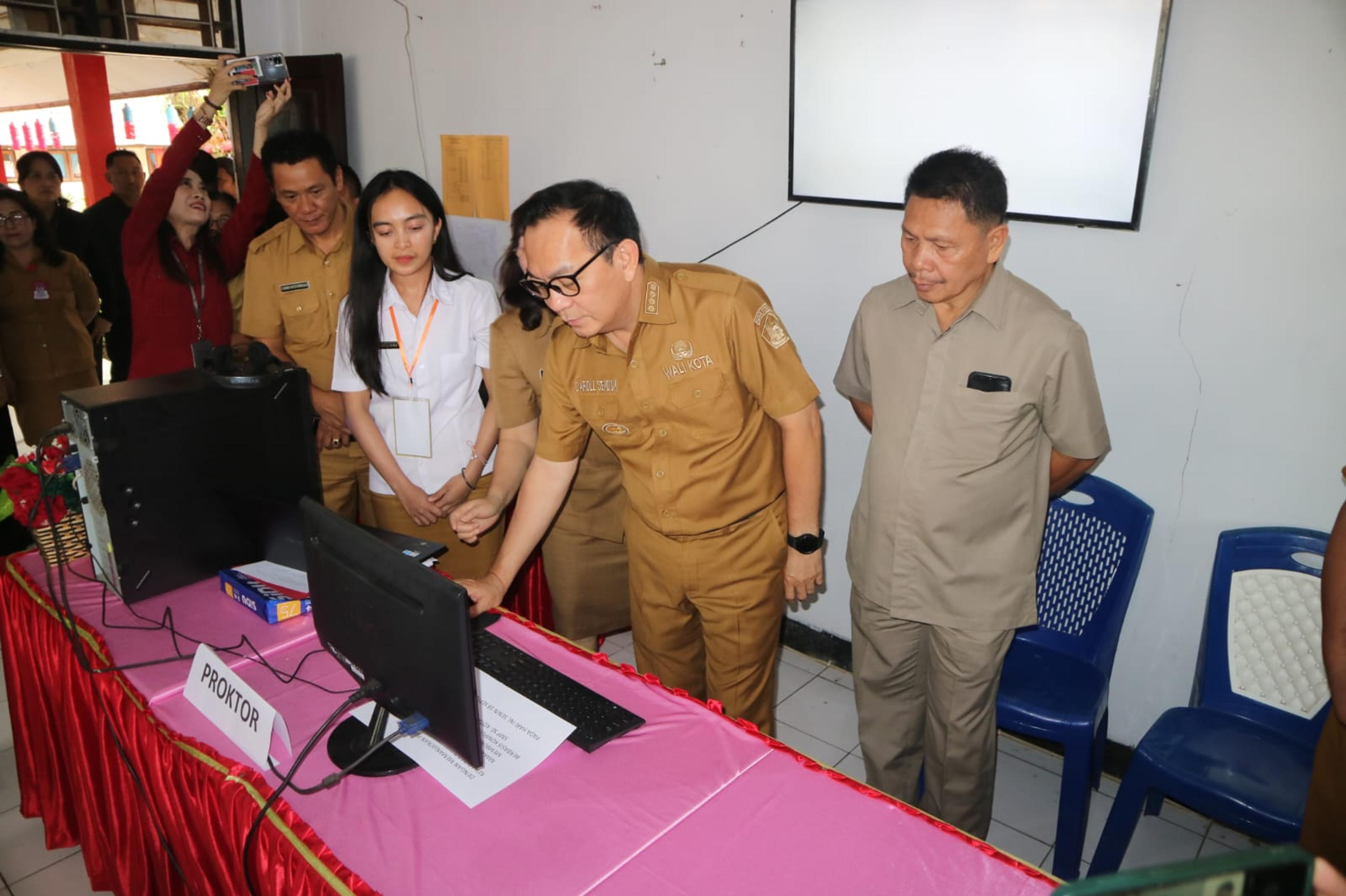 Asesmen Nasional SMP di Tomohon Tahun 2023 Ditandai Rilis Token
