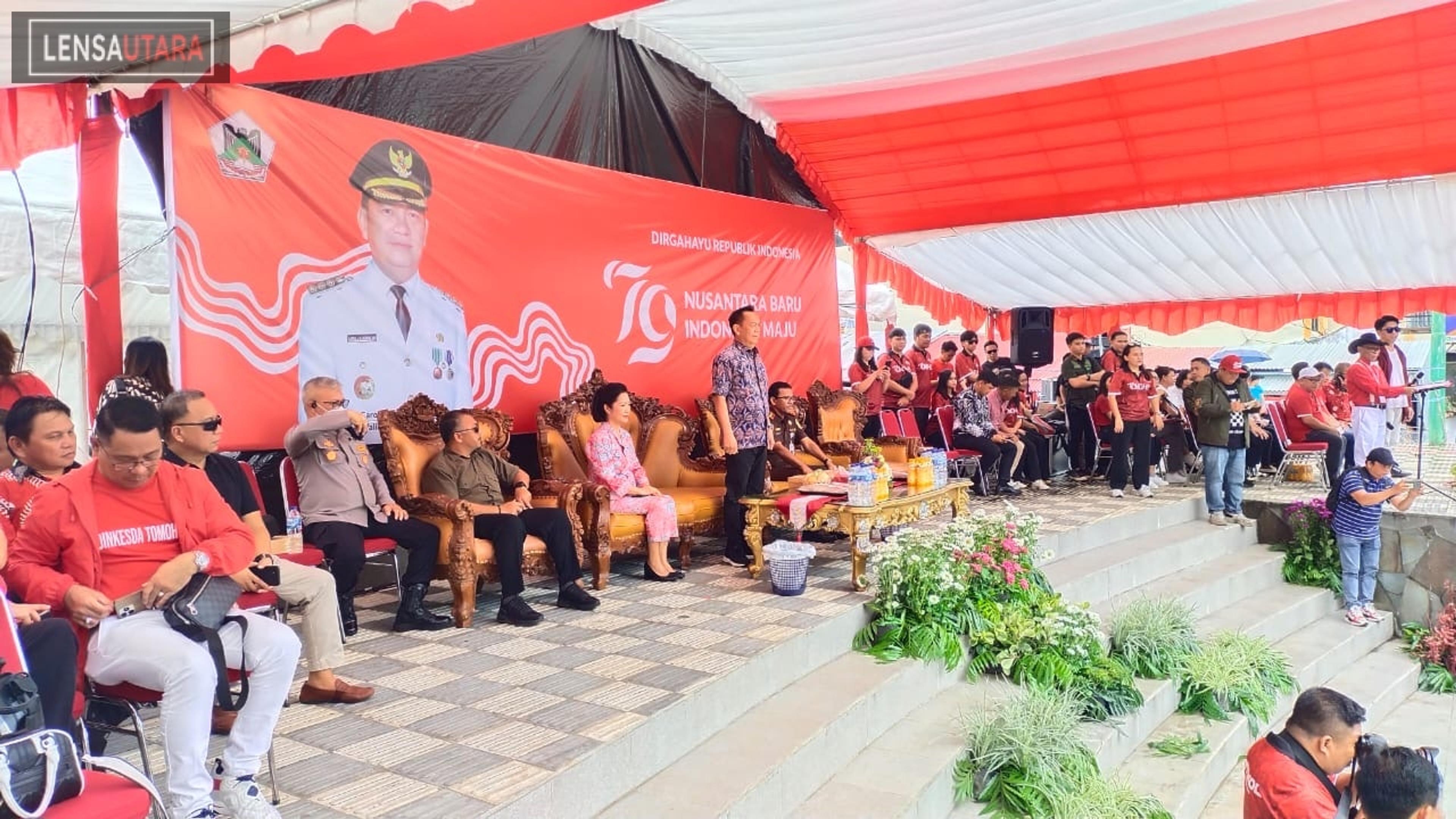 Pawai Pembangunan Kota Tomohon Berlangsung Meriah