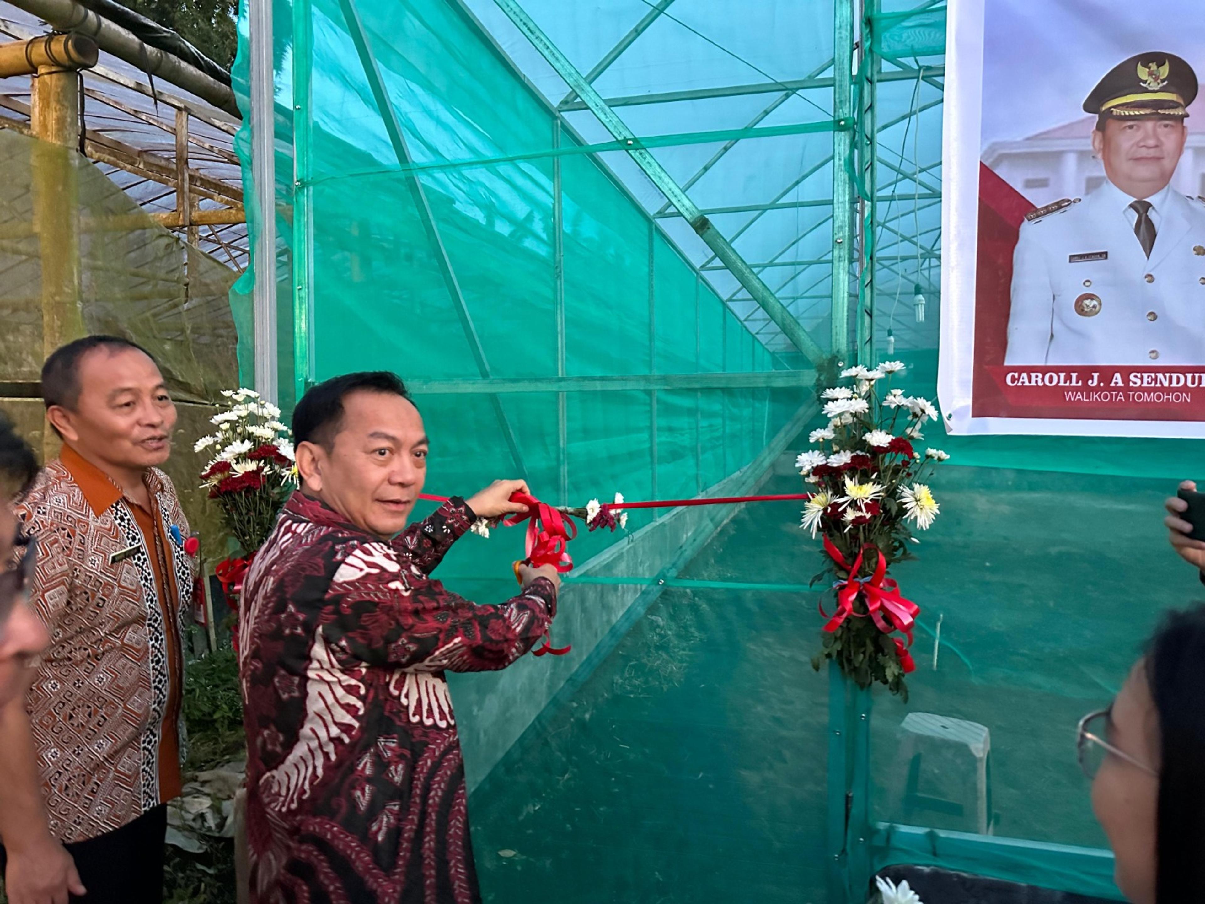9 Kelompok Tani Terima Bantuan Green House