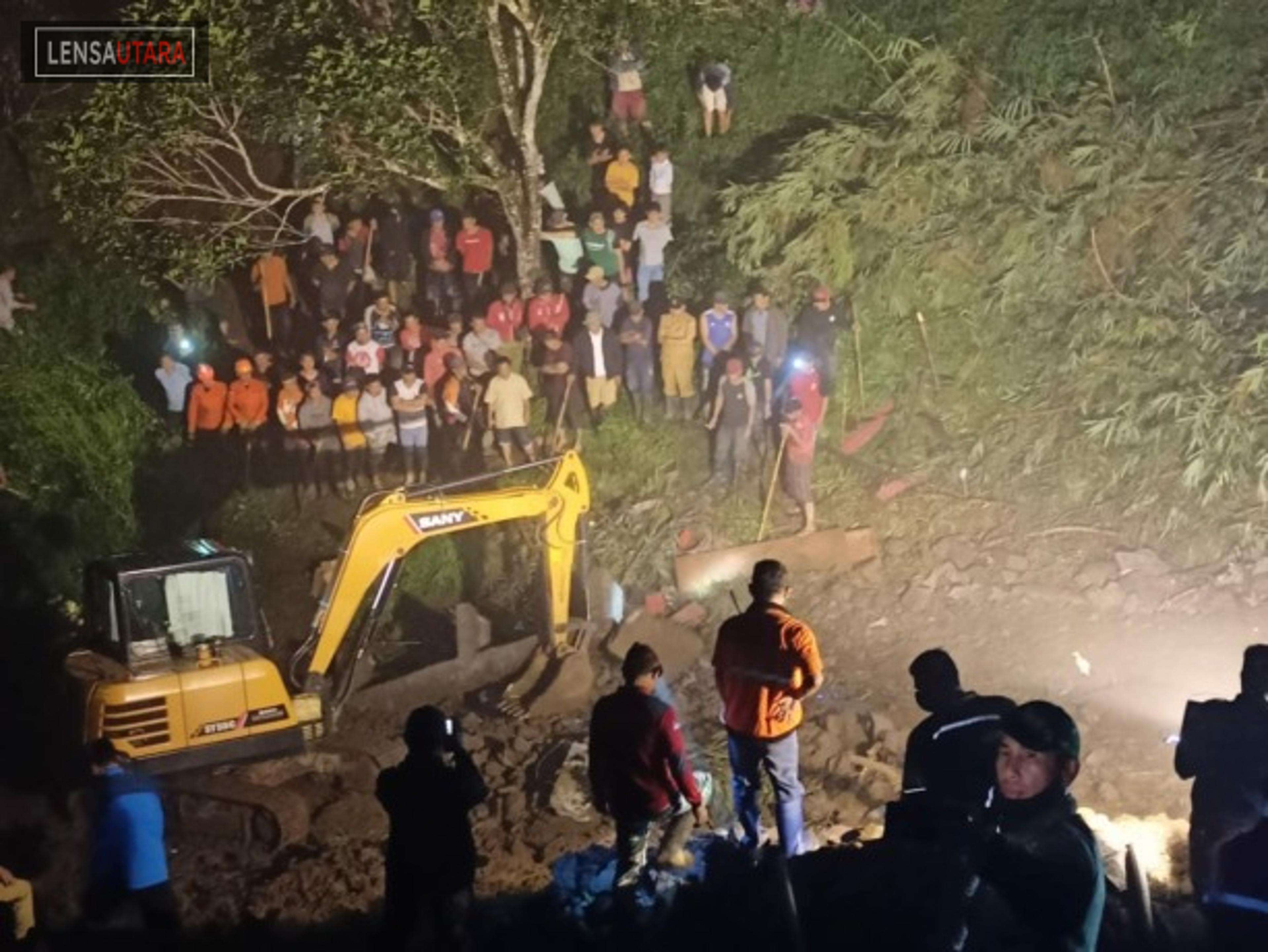 Petani yang tertimbun Longsor di Rurukan Akhirnya Berhasil Ditemukan