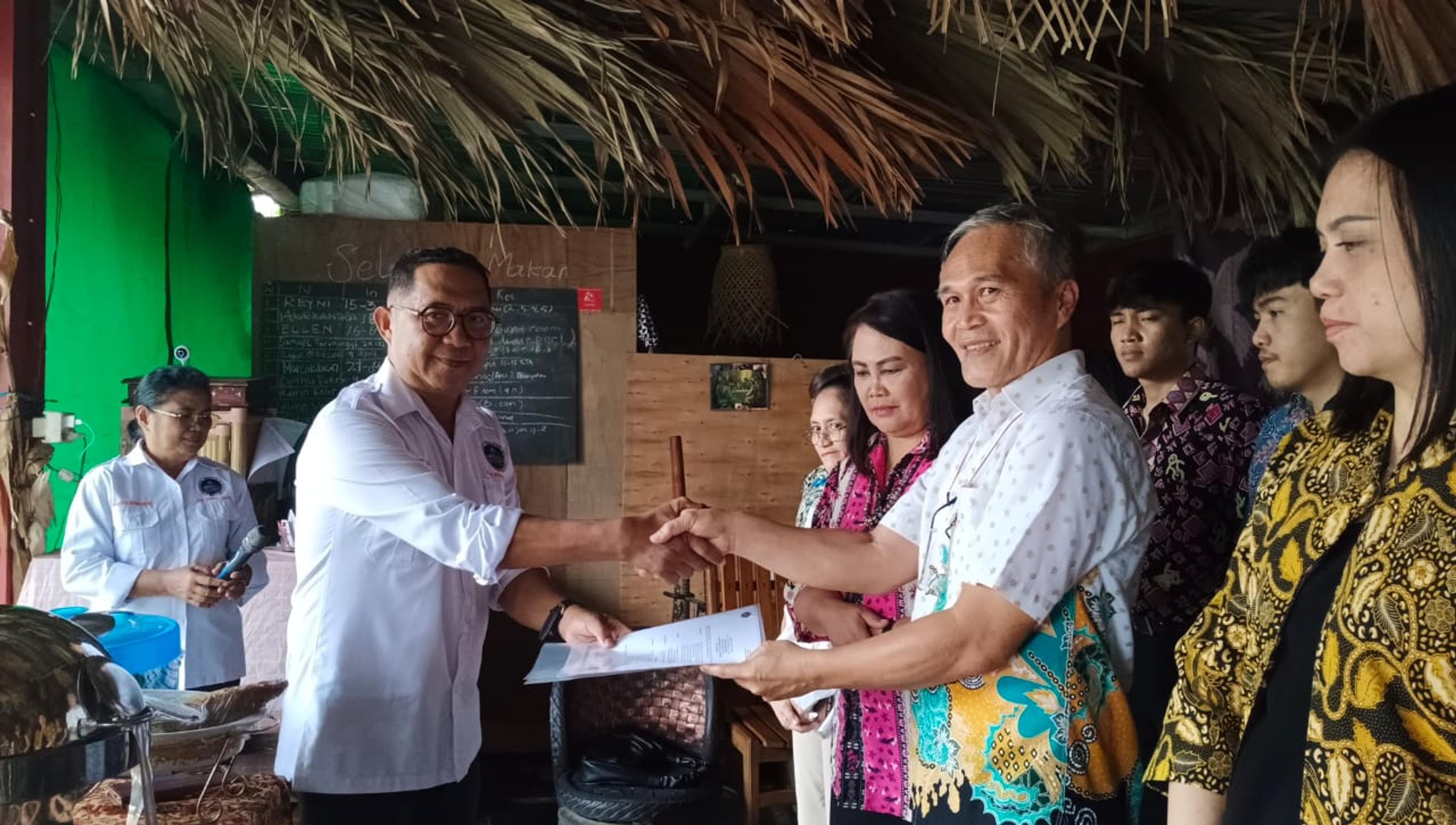 Maerah Dilantik Pimpin DPC APWISINDO Kota Tomohon