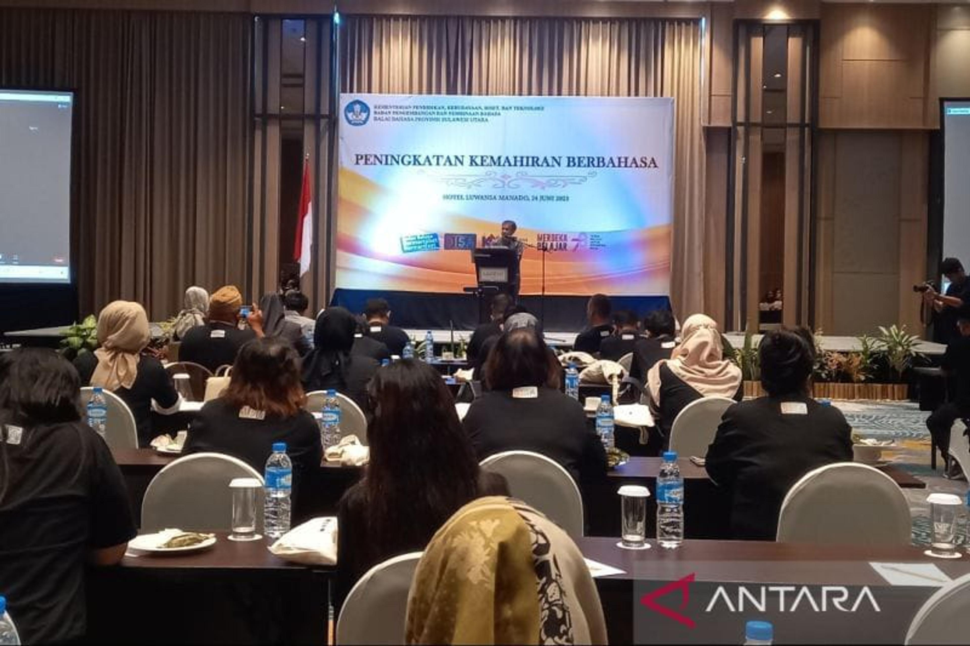Balai Bahasa Bersama DPR Tingkatkan Kemahiran Berbahasa Warga Manado